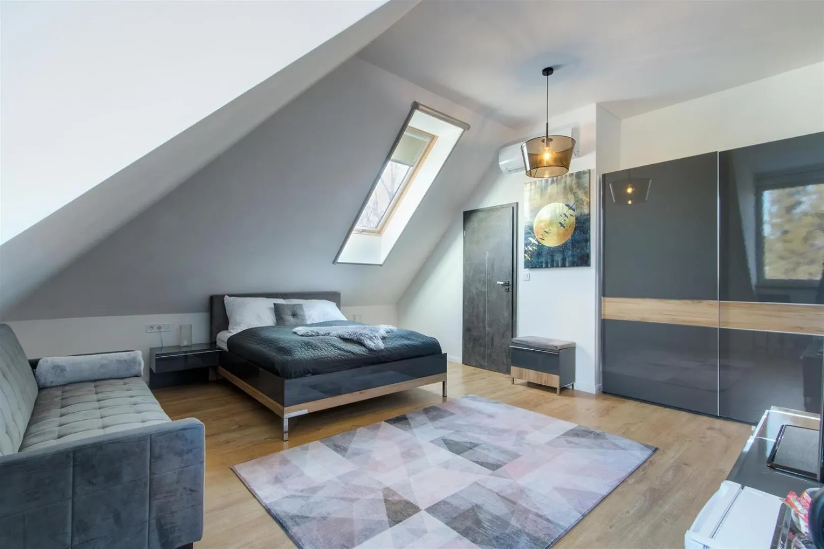 furniture in Duna P'Art Panzió