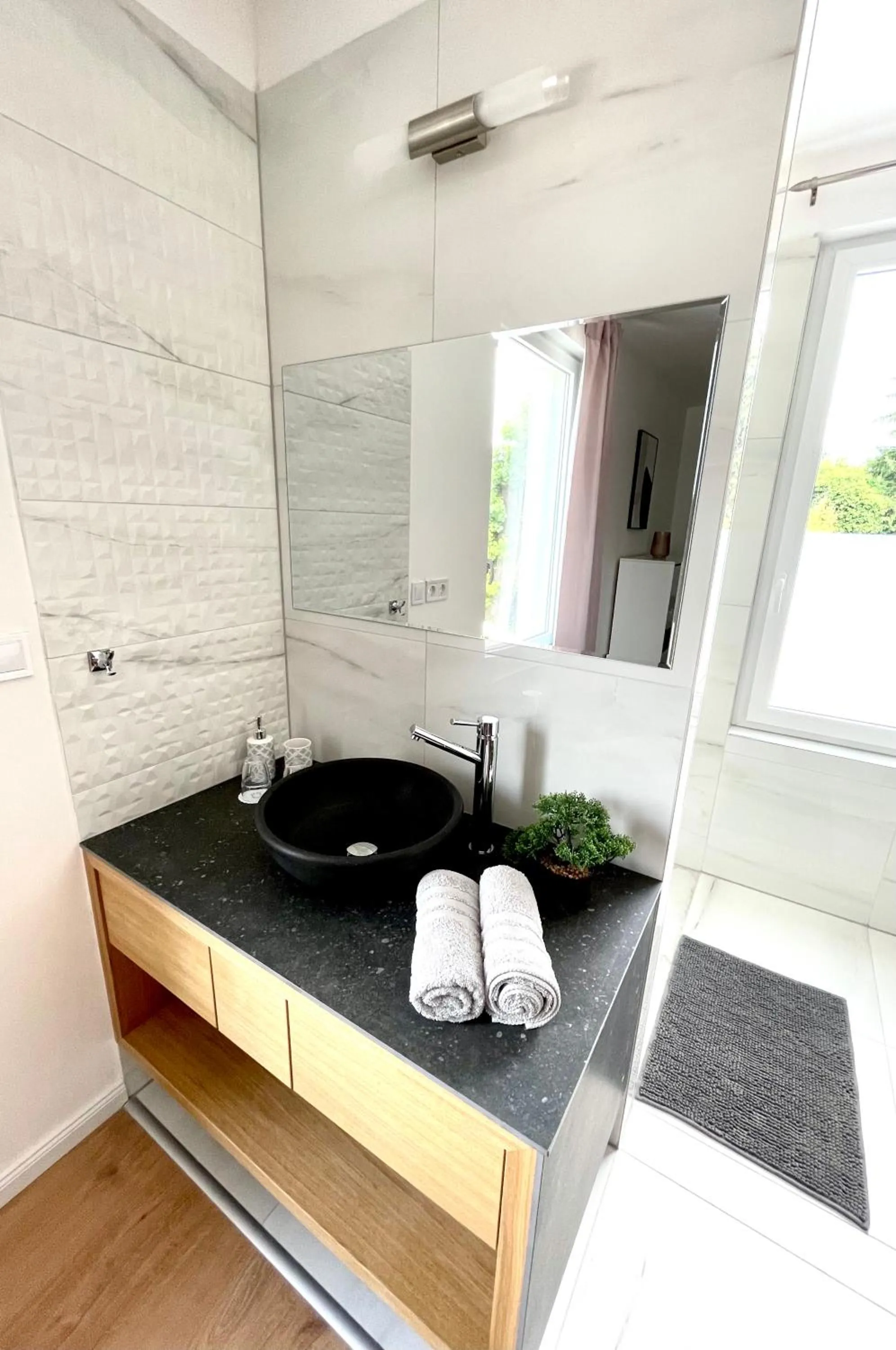 Bathroom, Bed in Duna P'Art Panzió