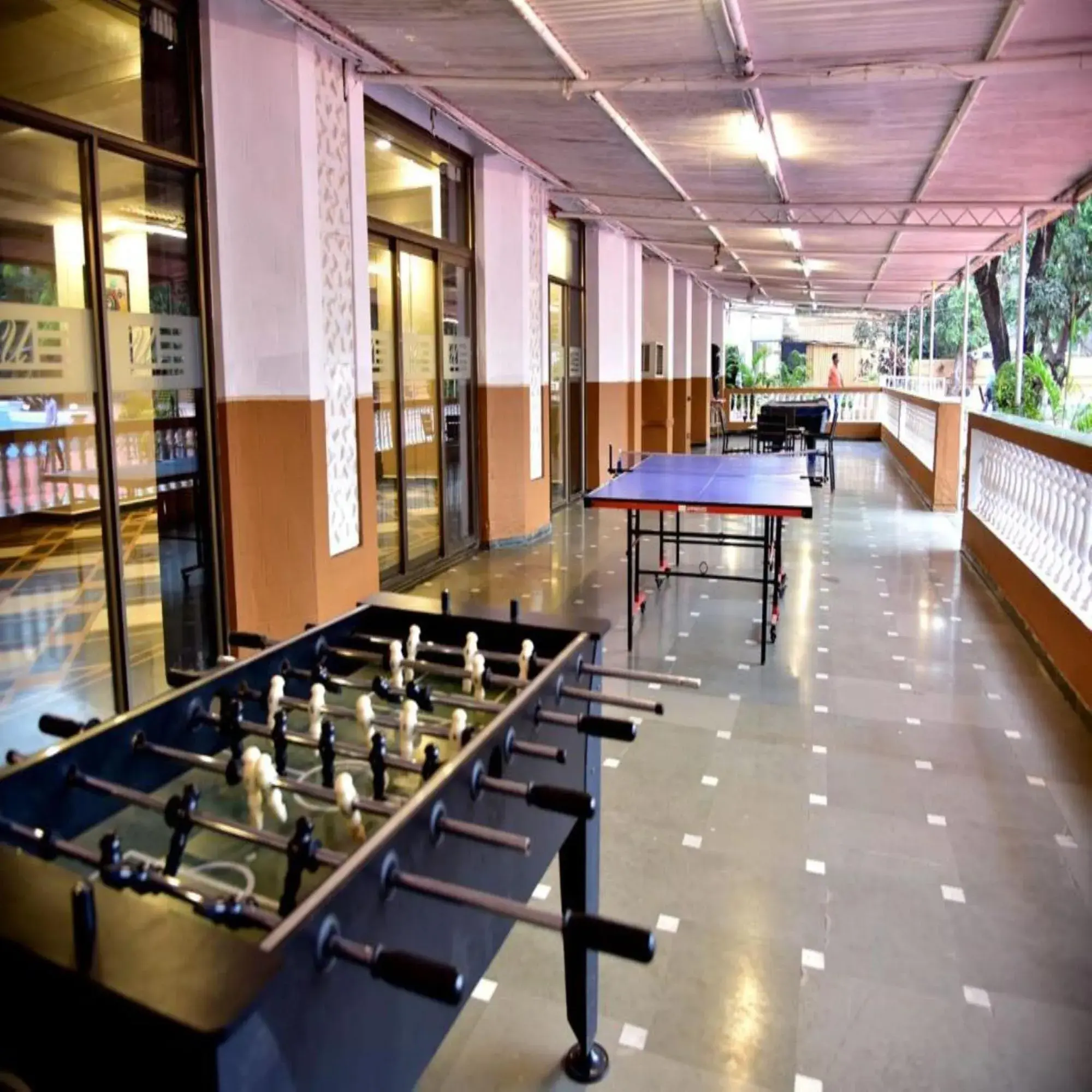 Restaurant/places to eat in Aron Resort Lonavala - Near Old Mumbai Pune Highway Restaurant/places to eat in Aron Resort Lonavala - Near Old Mumbai Pune Highway