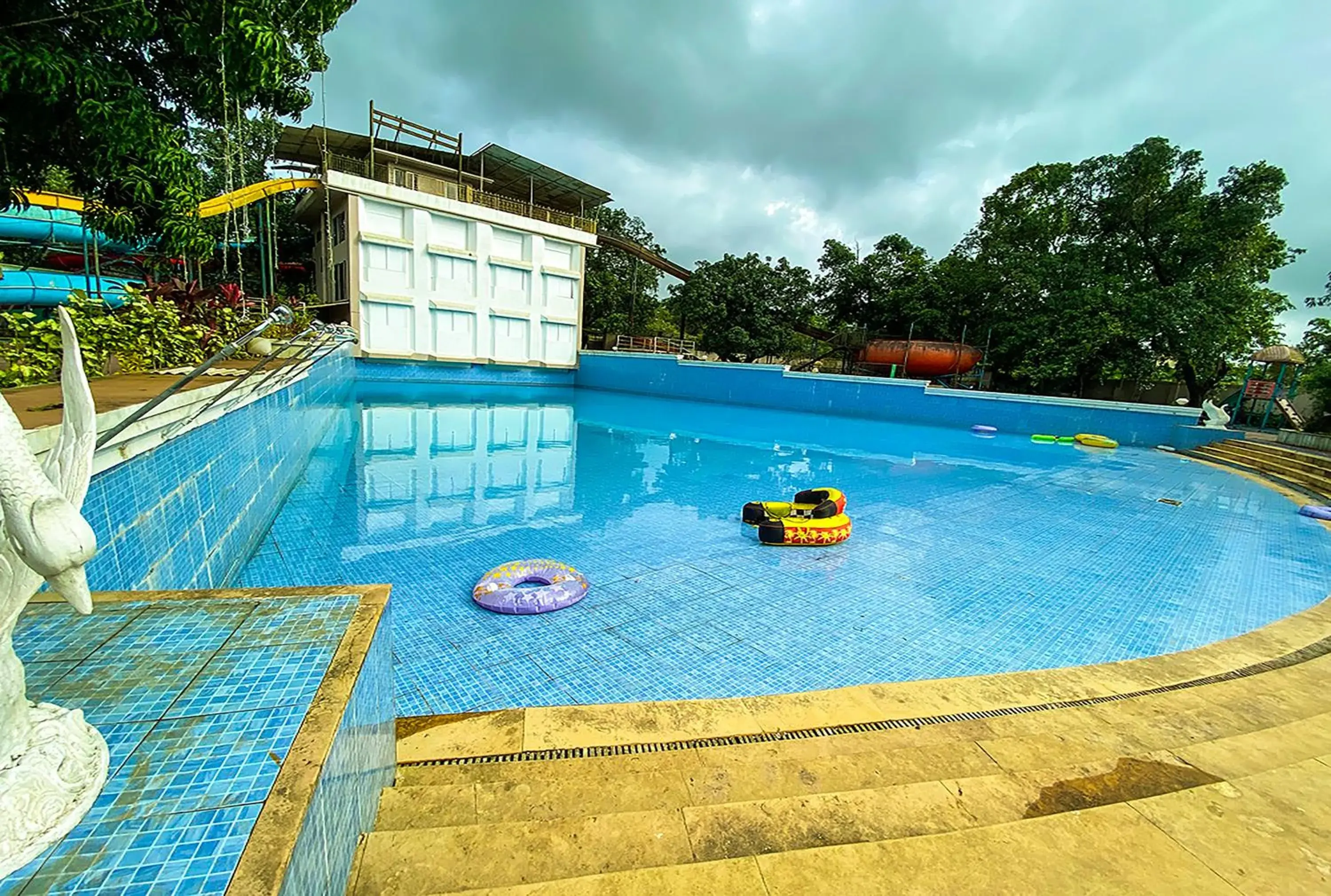 Swimming pool in Aron Resort Lonavala - Near Old Mumbai Pune Highway Swimming pool in Aron Resort Lonavala - Near Old Mumbai Pune Highway