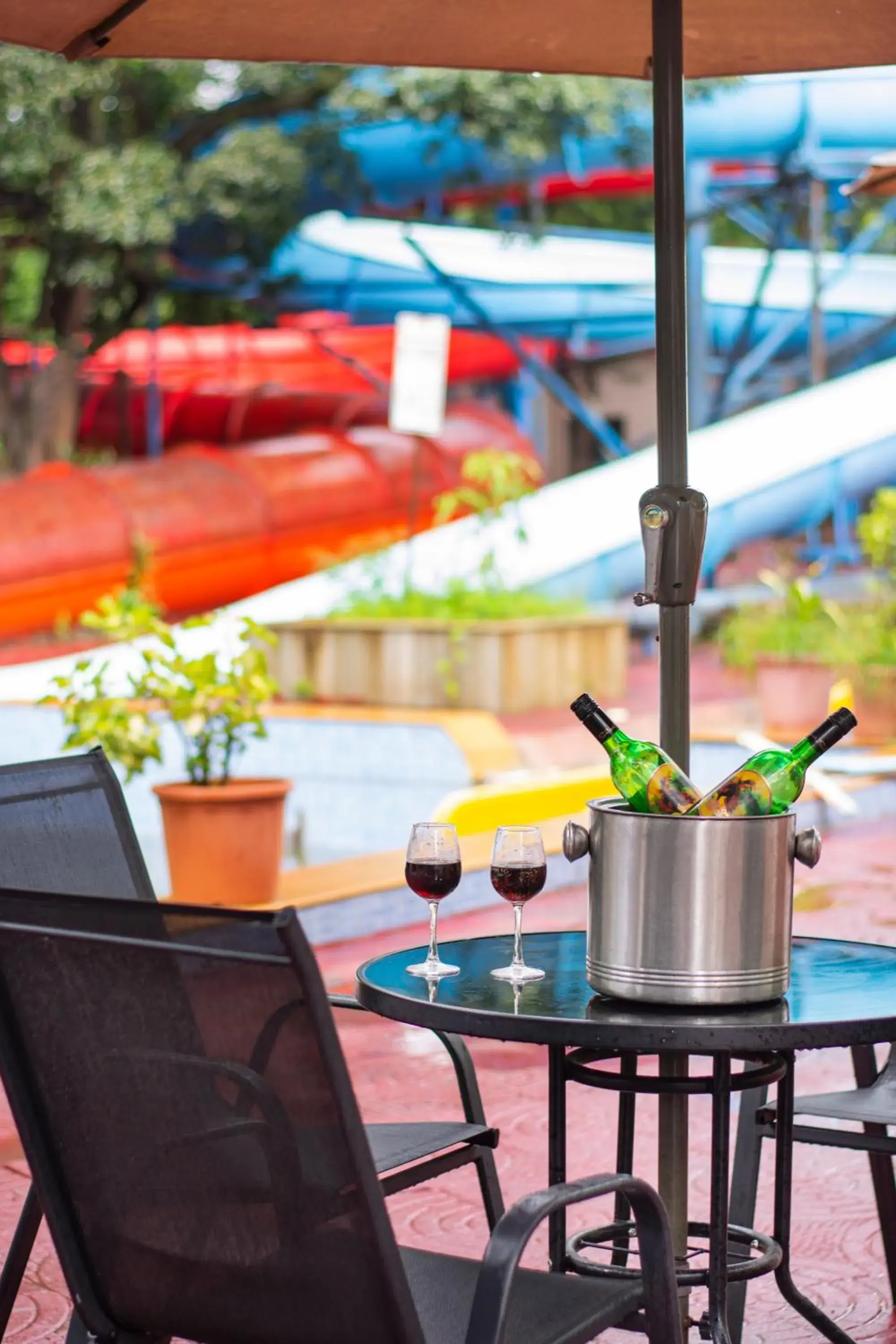 Food and drinks in Aron Resort Lonavala - Near Old Mumbai Pune Highway Food and drinks in Aron Resort Lonavala - Near Old Mumbai Pune Highway