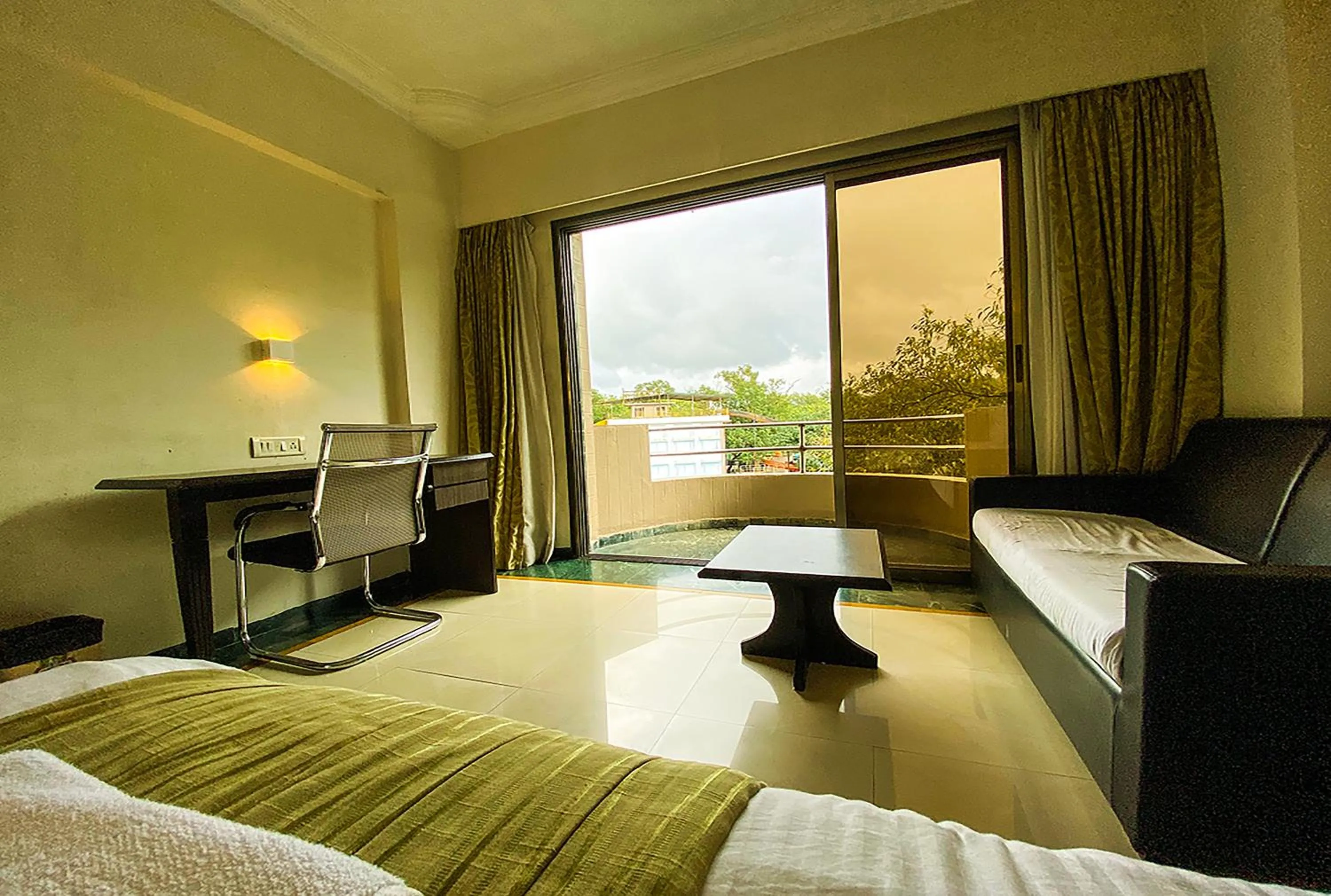 View (from property/room), Bed in Aron Resort Lonavala - Near Old Mumbai Pune Highway