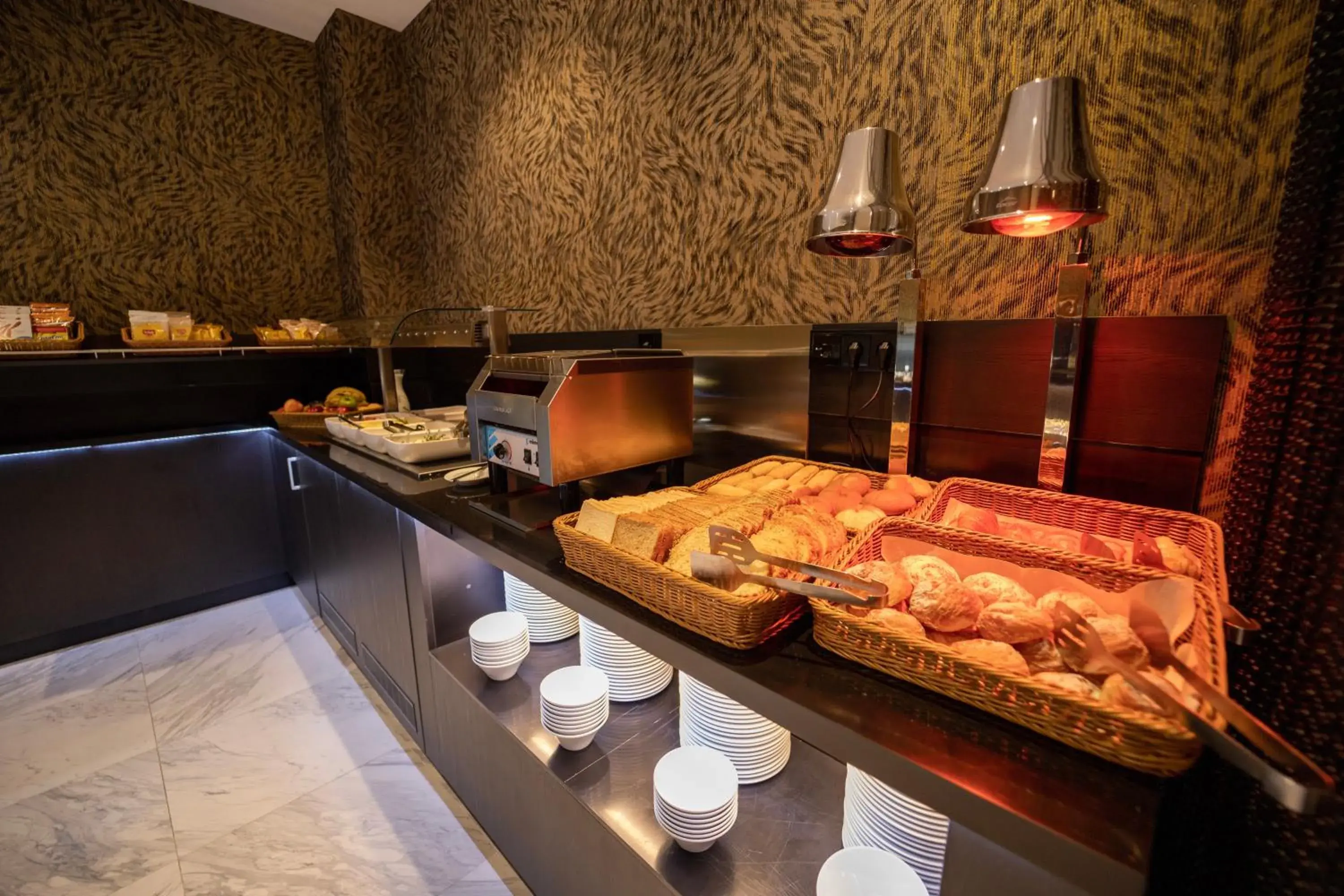 Buffet breakfast in abba Sevilla Buffet breakfast in abba Sevilla