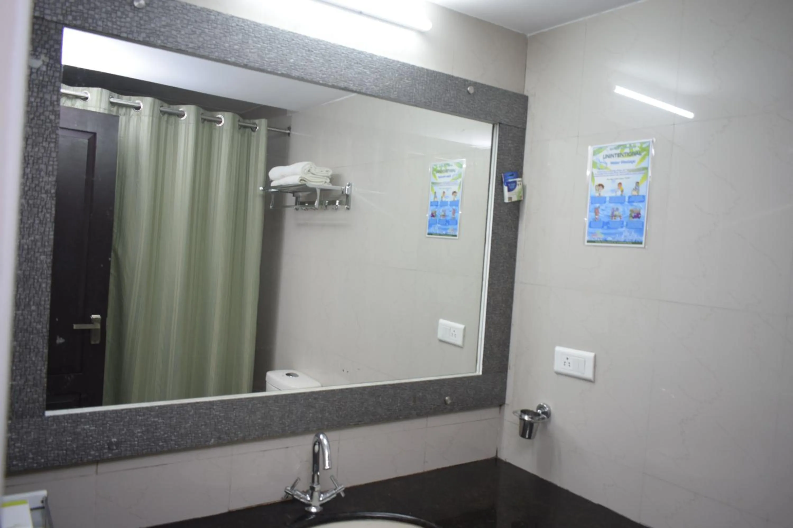 Bathroom in Hotel Apple Valley