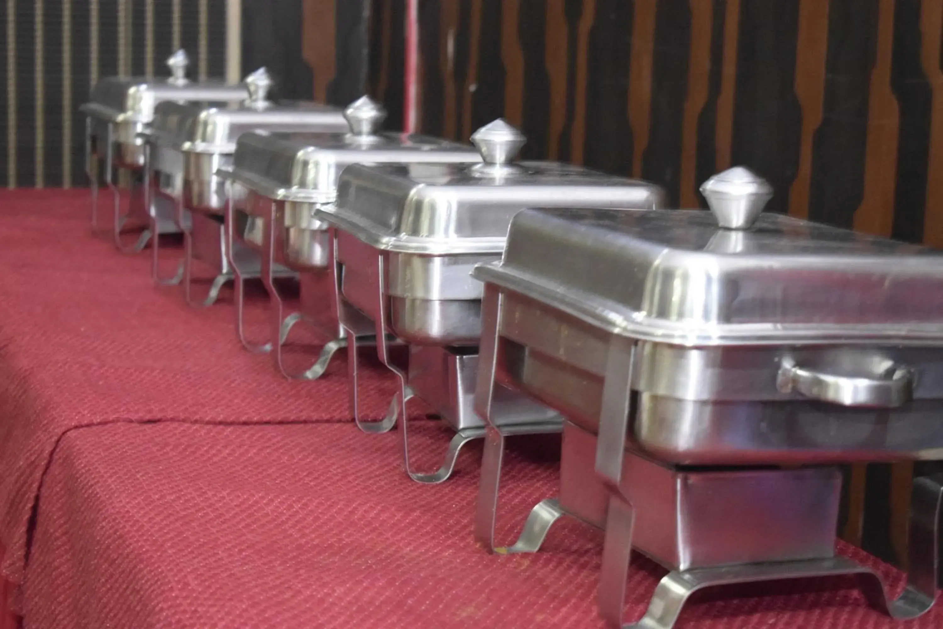 Restaurant/places to eat in Hotel Apple Valley Restaurant/places to eat in Hotel Apple Valley