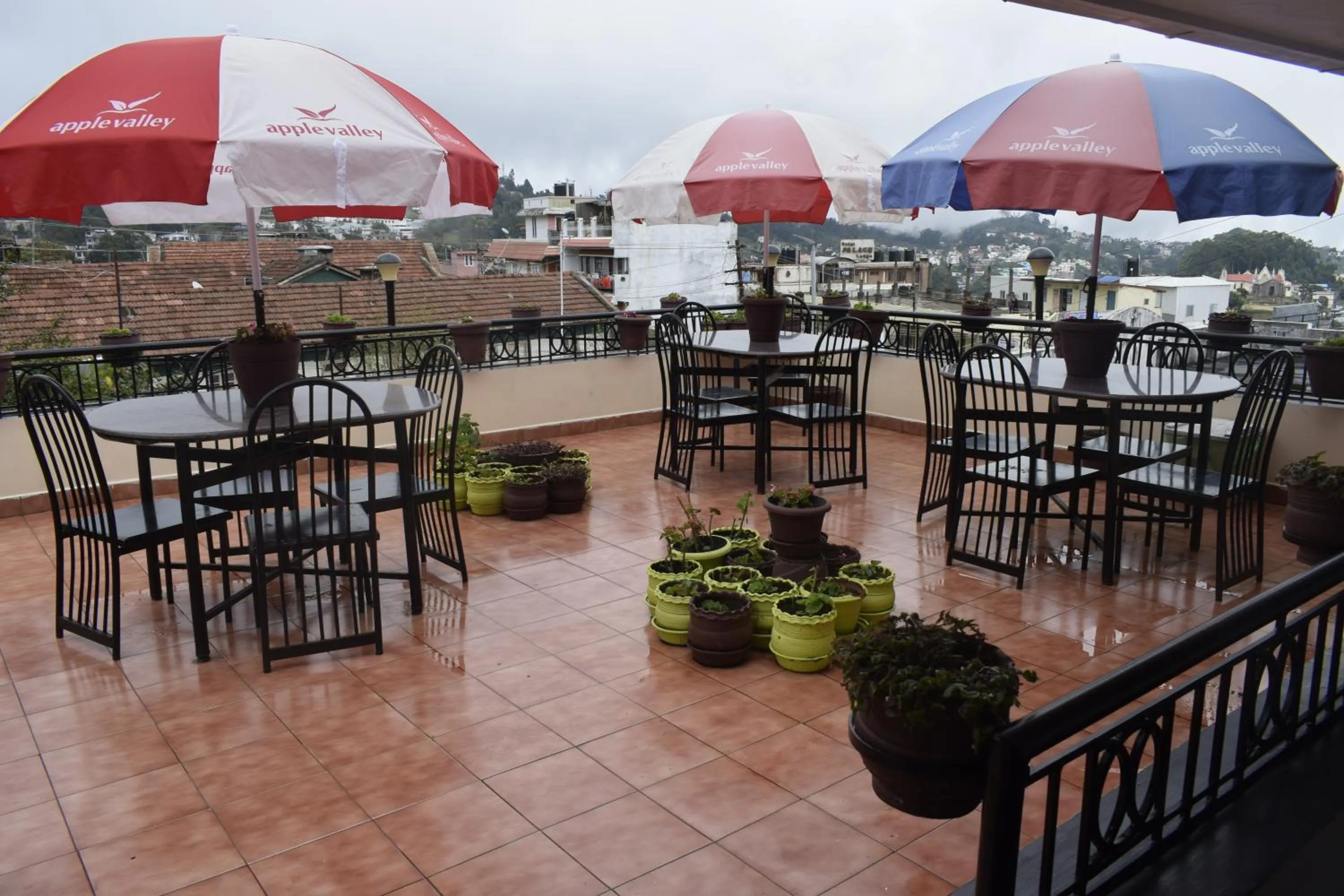 Restaurant/places to eat in Hotel Apple Valley