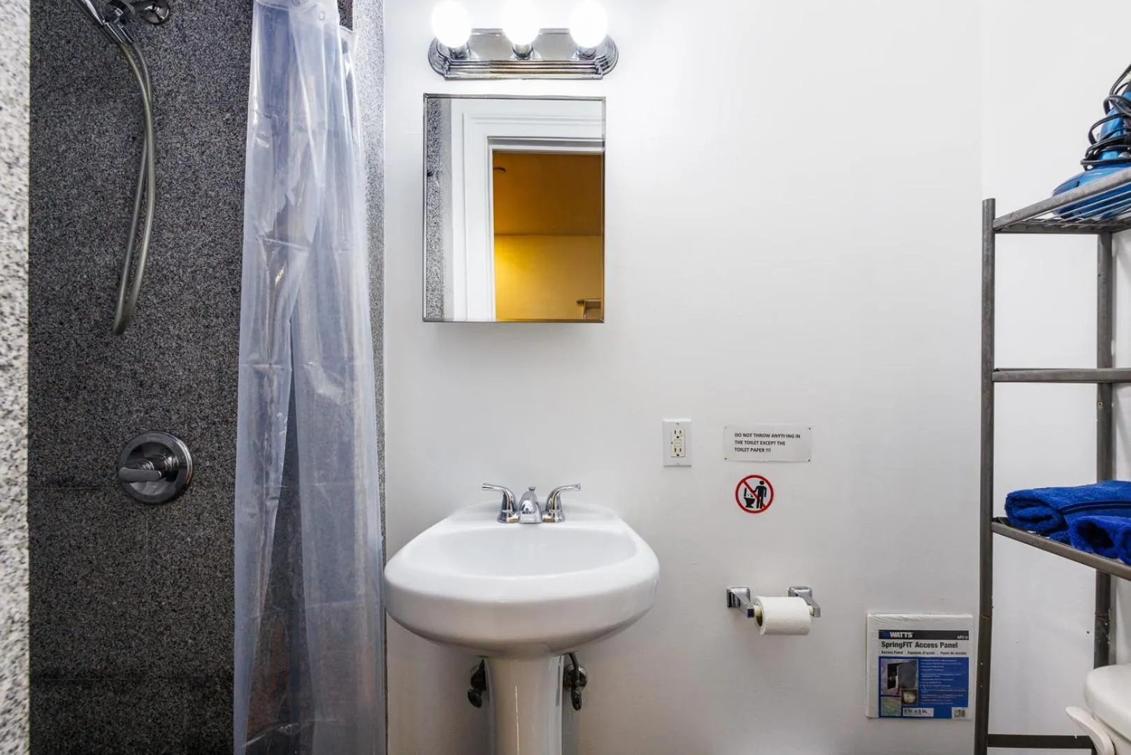 Shower in Studios in New York