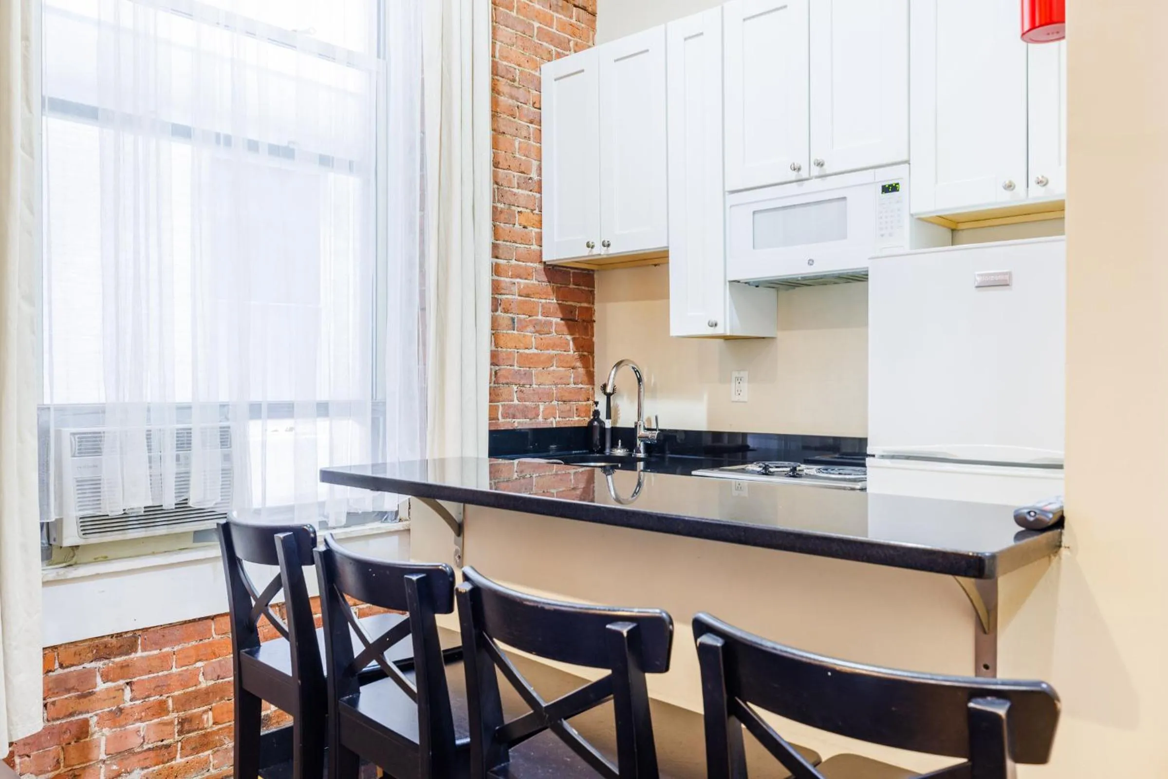 Kitchen or kitchenette in Studios in New York