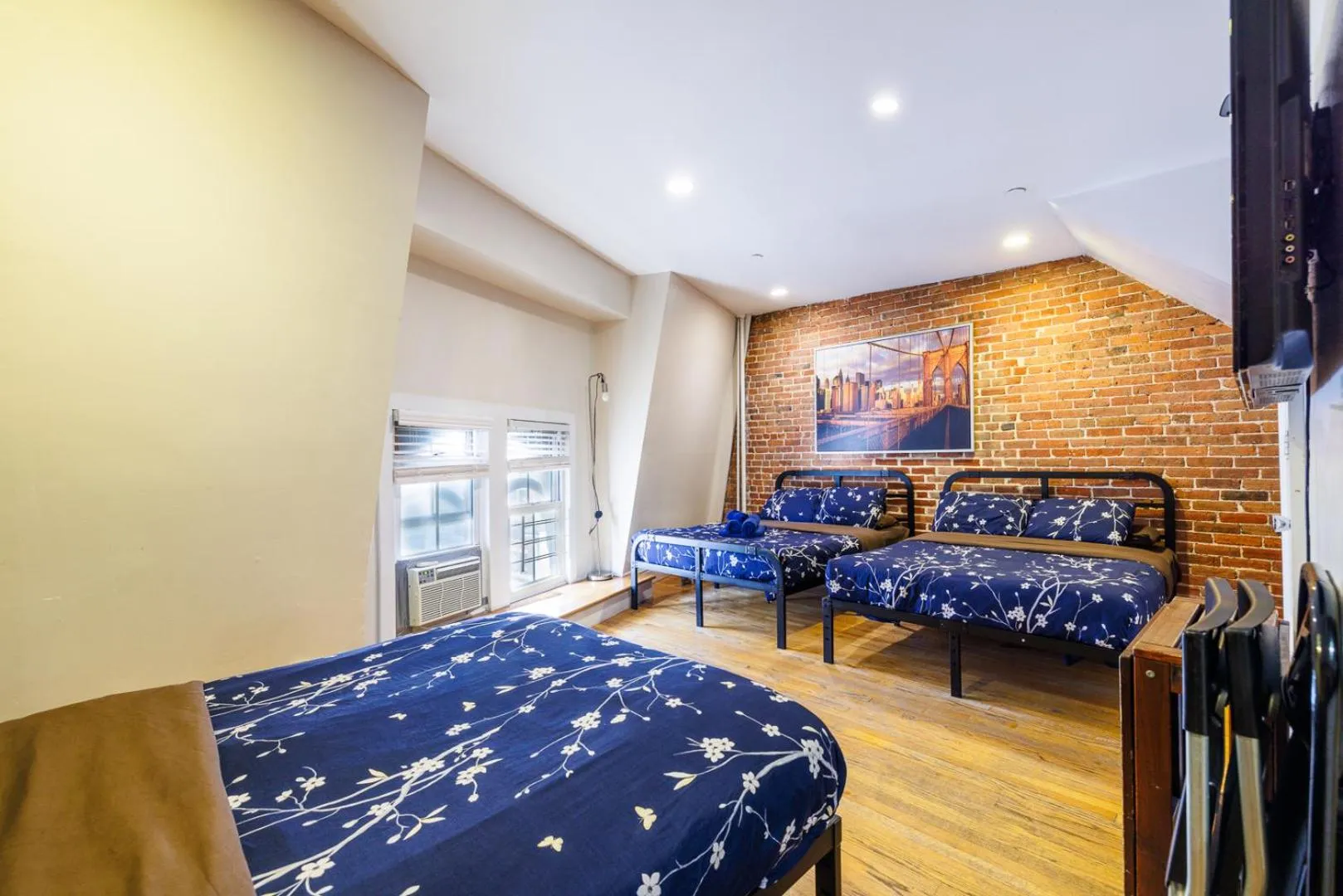 Bed in Studios in New York