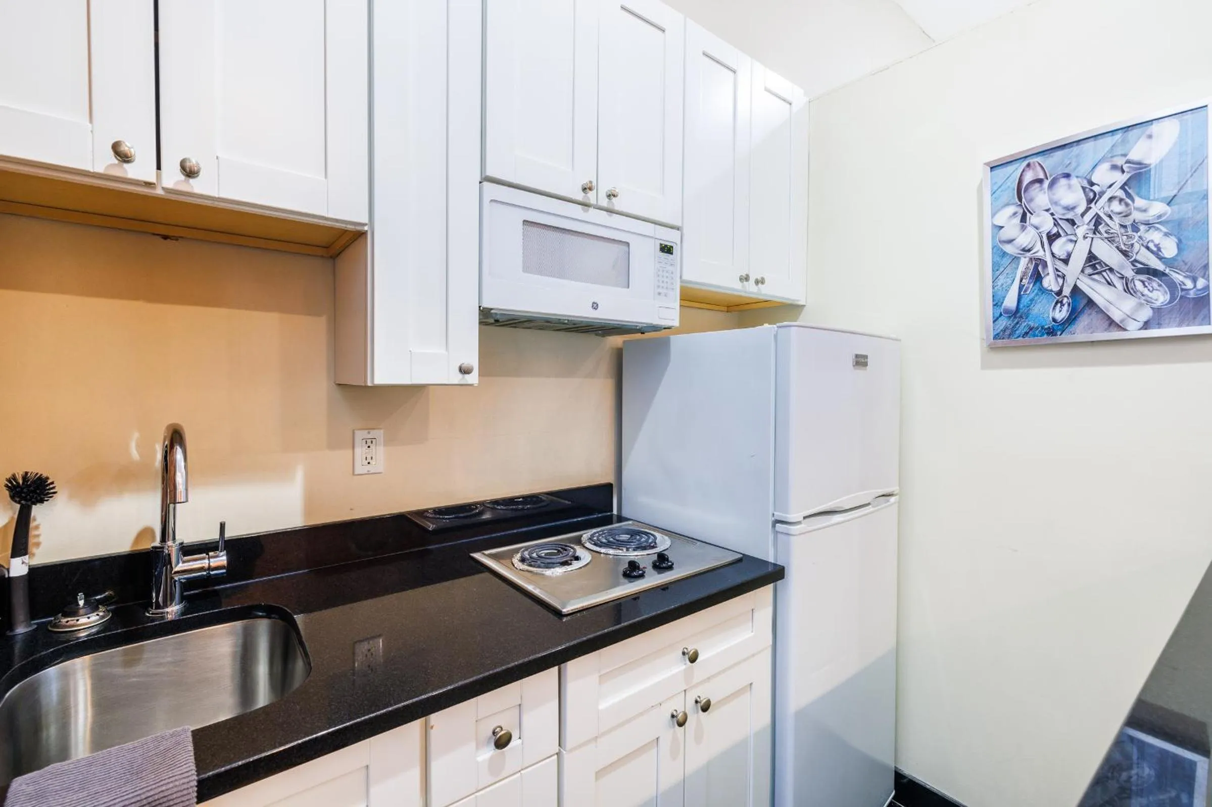 Kitchen or kitchenette in Studios in New York