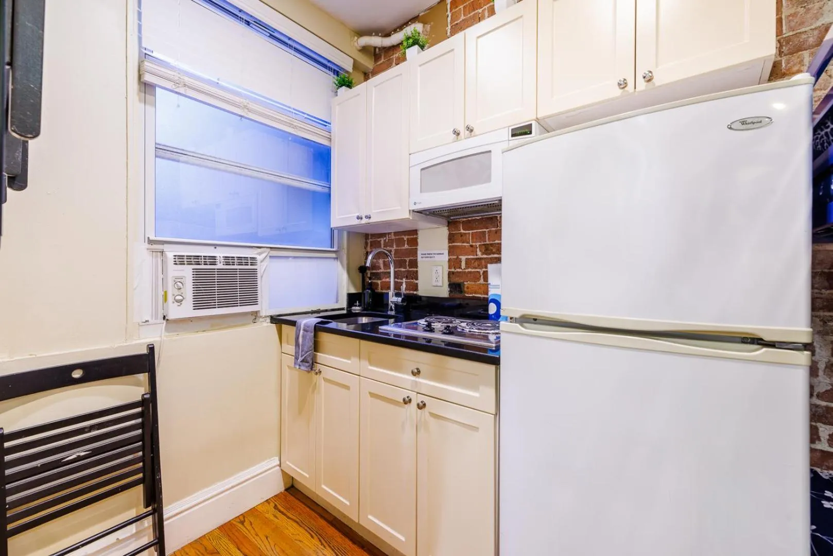 Kitchen or kitchenette in Studios in New York