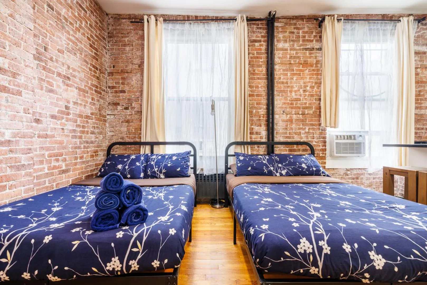 Bed in Studios in New York