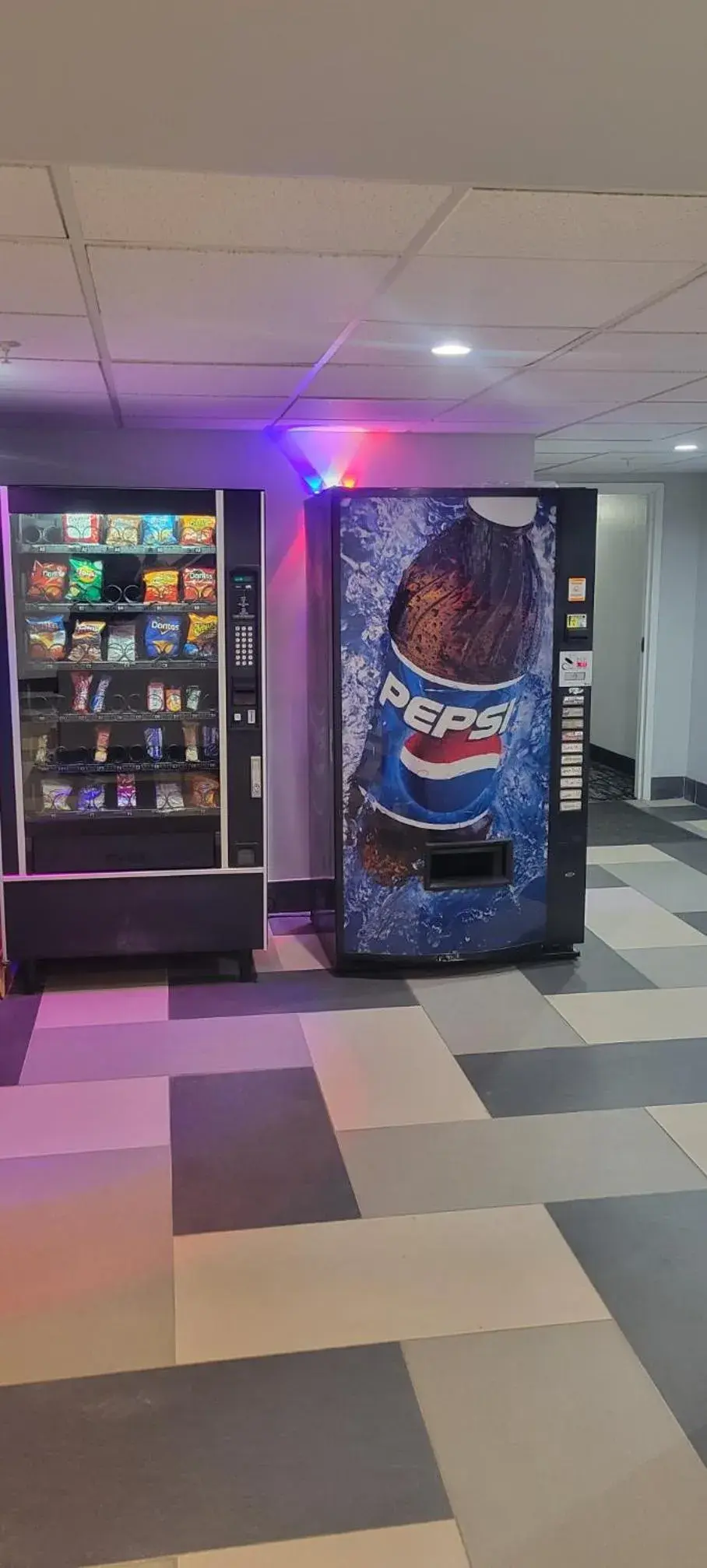 Lobby or reception in Royal Inn & Suites Lobby or reception in Royal Inn & Suites