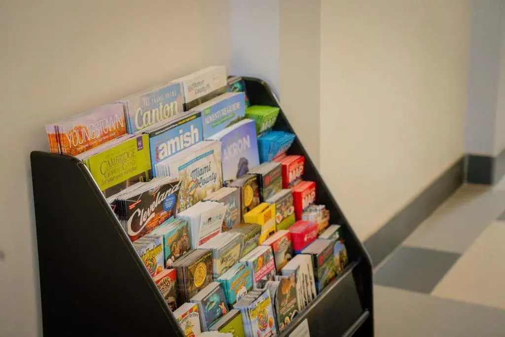 Lobby or reception in Royal Inn & Suites Lobby or reception in Royal Inn & Suites