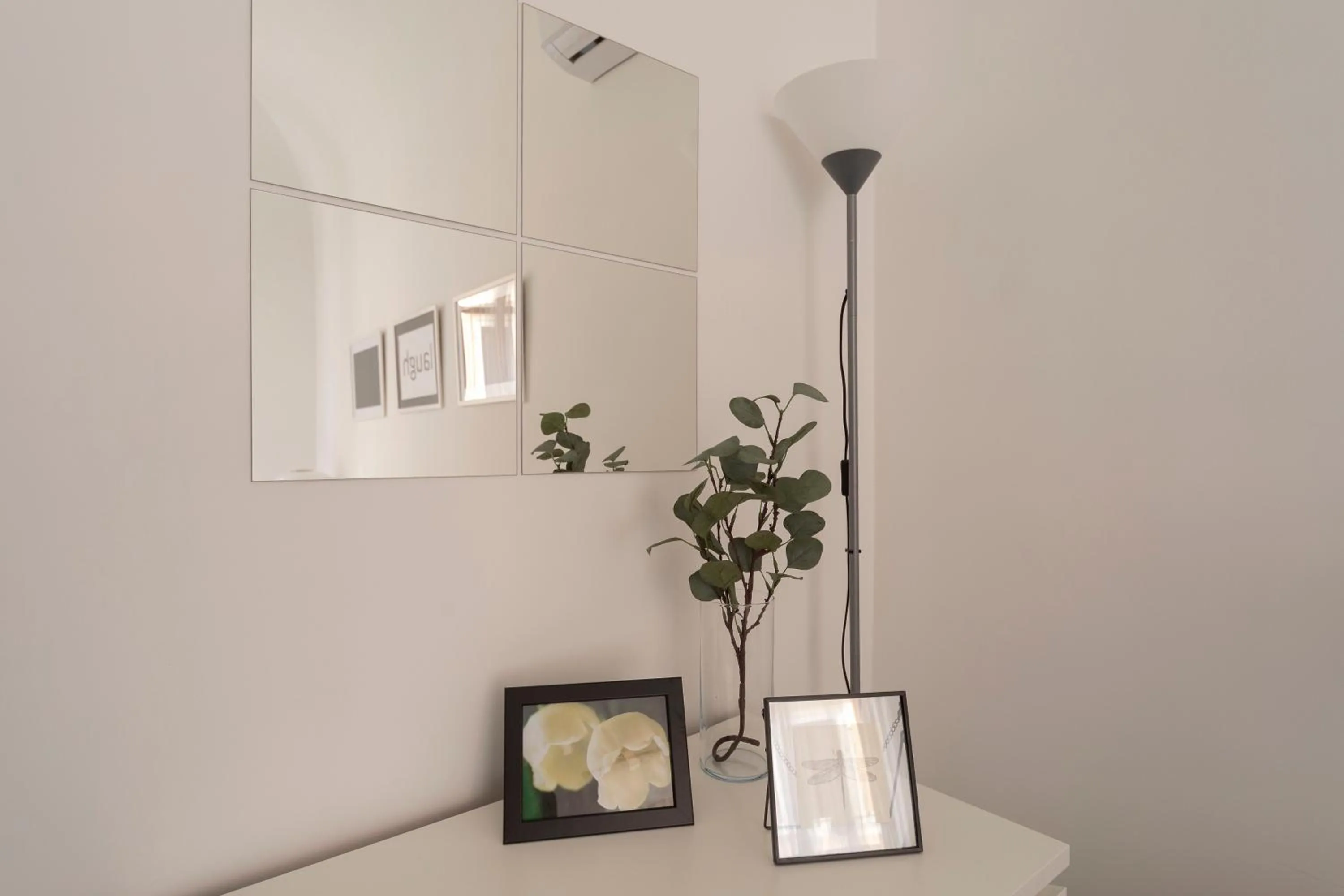 Decorative detail in FLAT 07 - New Opening