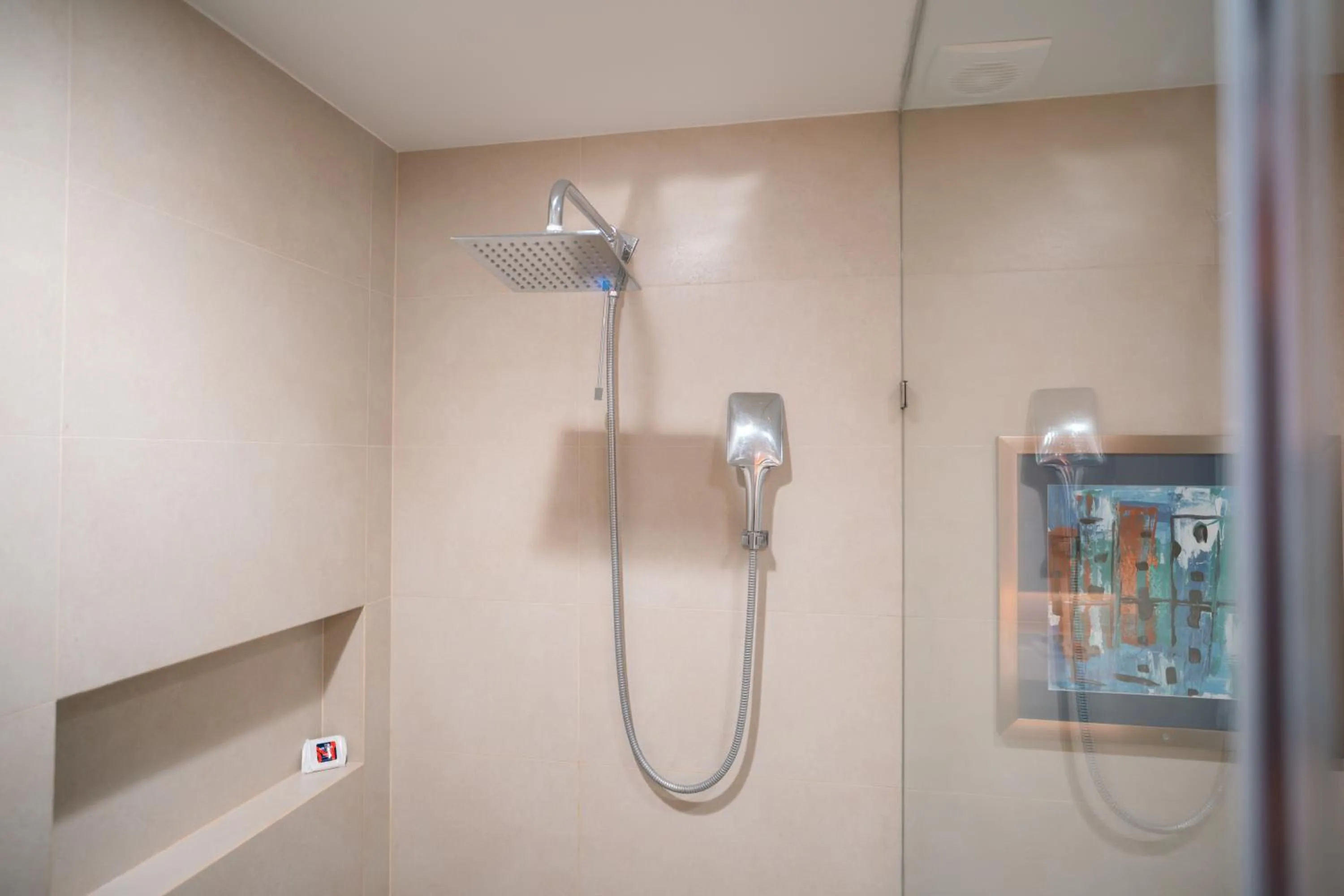 Bathroom in Metria Hotel