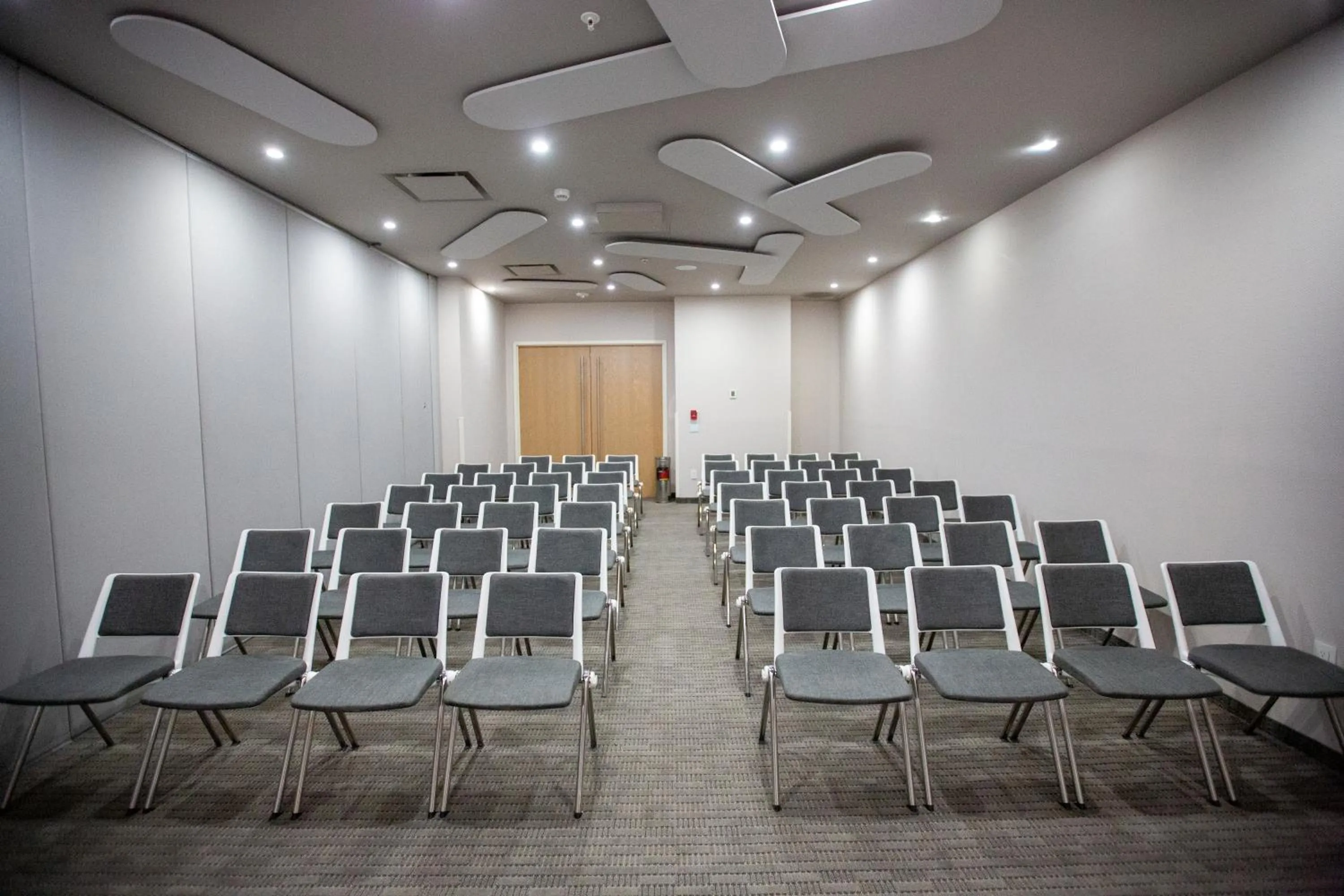 Meeting/conference room in Metria Hotel