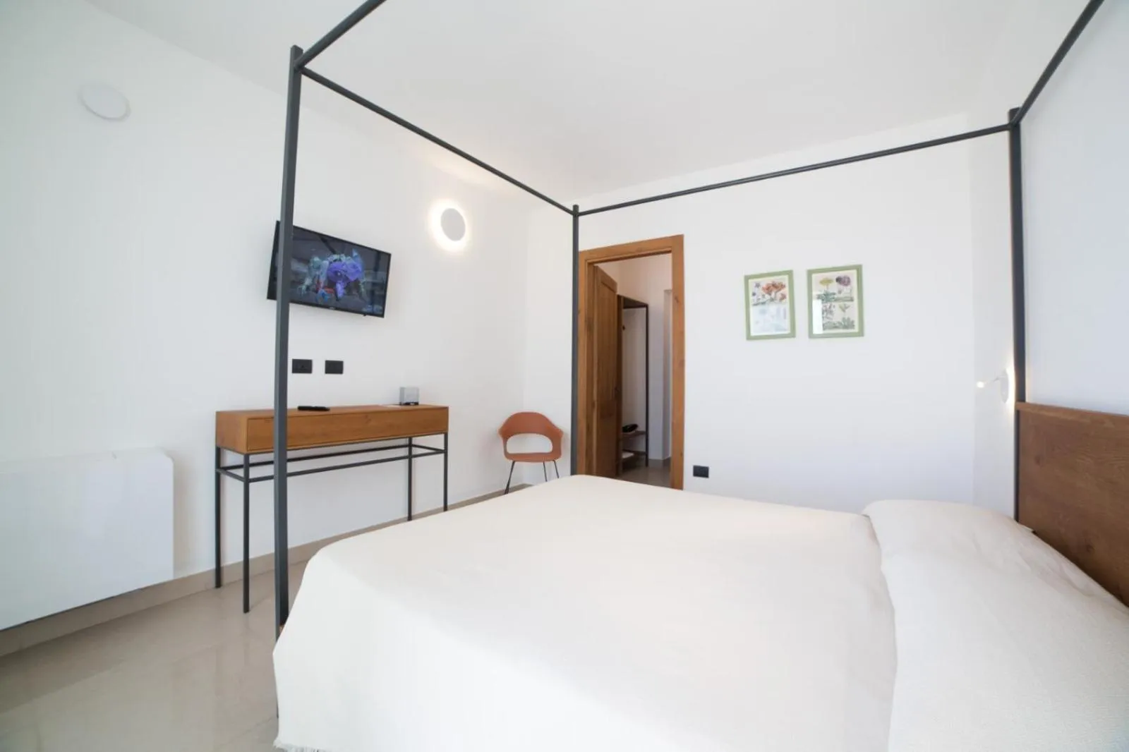 Photo of the whole room, Bed in Masseria Rifisa AgriResort