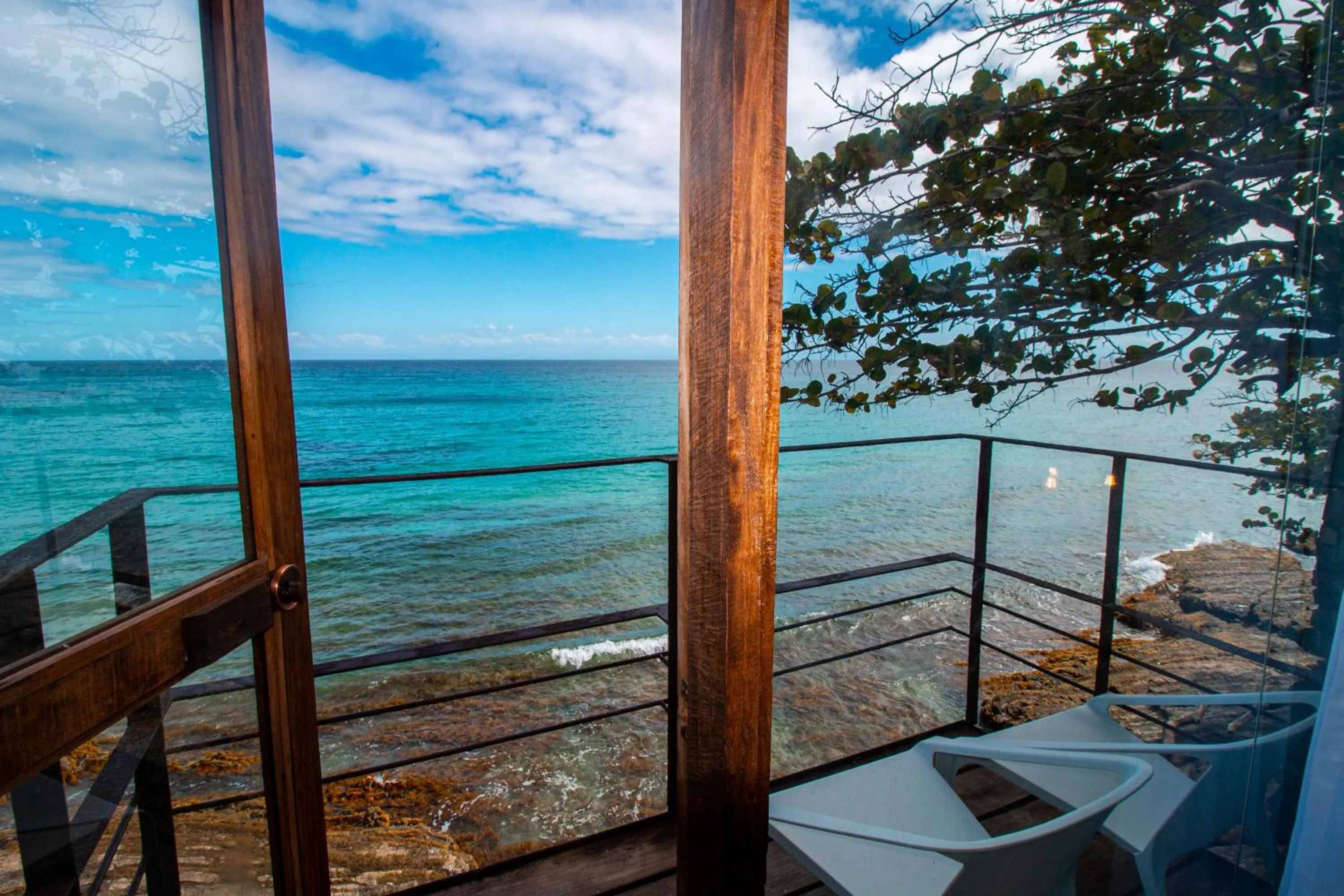 Deluxe Double Room with Balcony and Sea View in Aria By LD Hotel Boutique