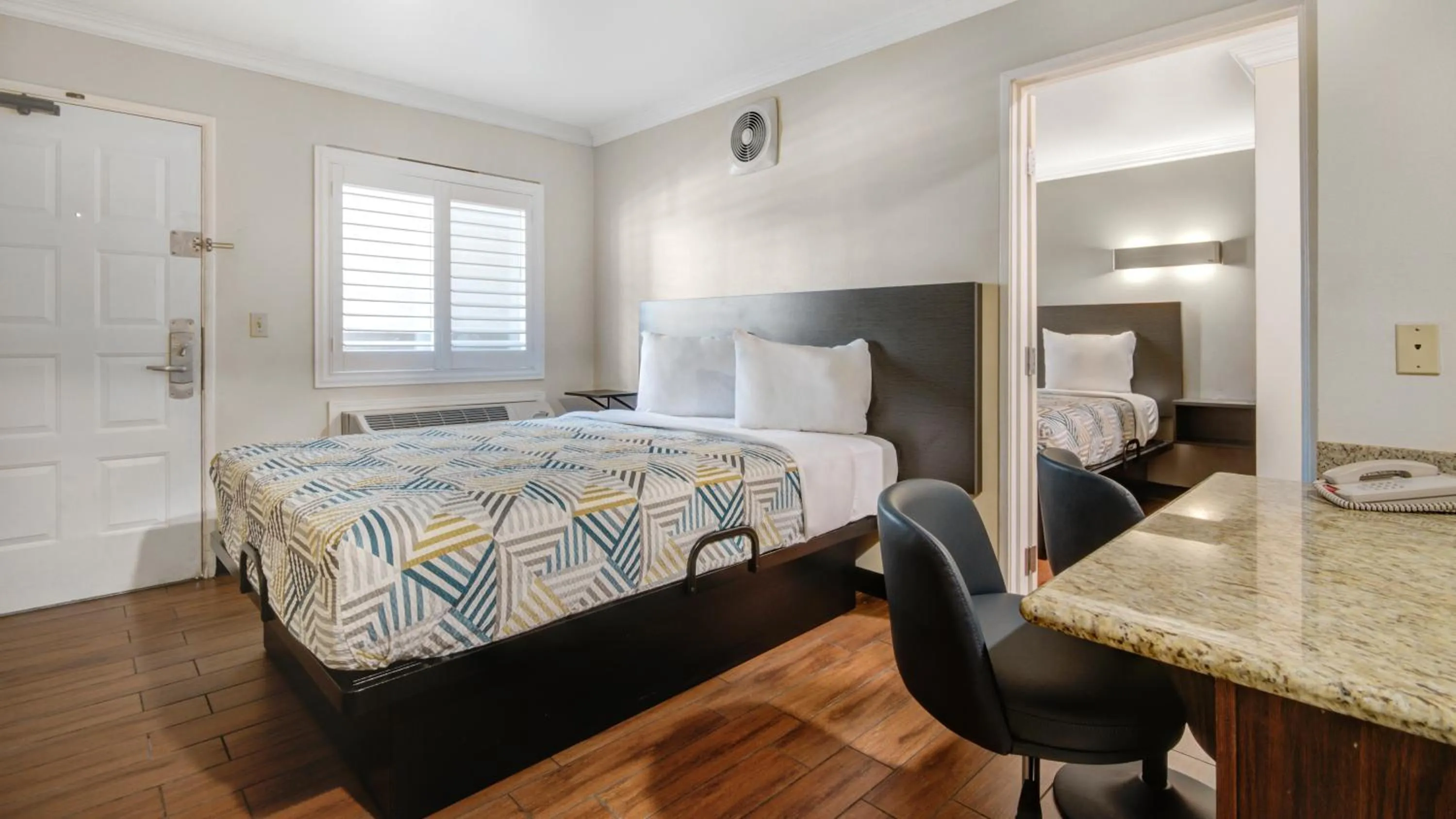 Bed in Studio 6 Ontario CA Convention Center Airport