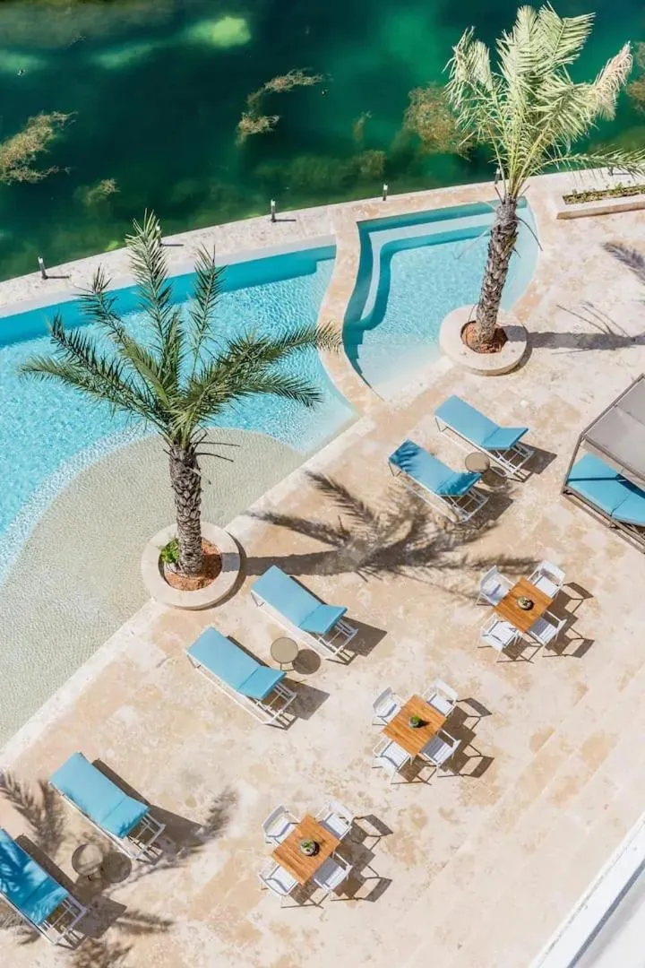 Swimming pool in ll Lago at Juanillo Beach