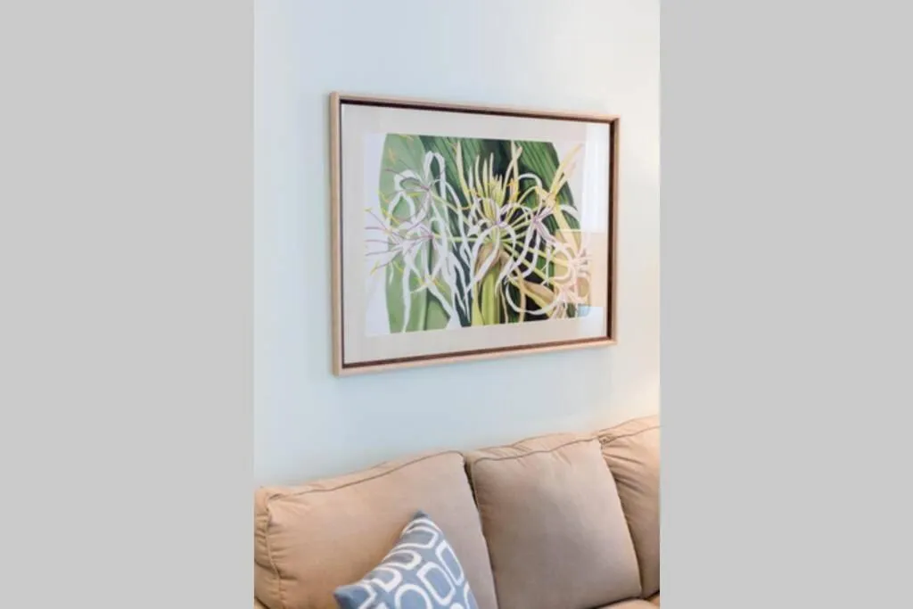 ll Lago at Juanillo Beach