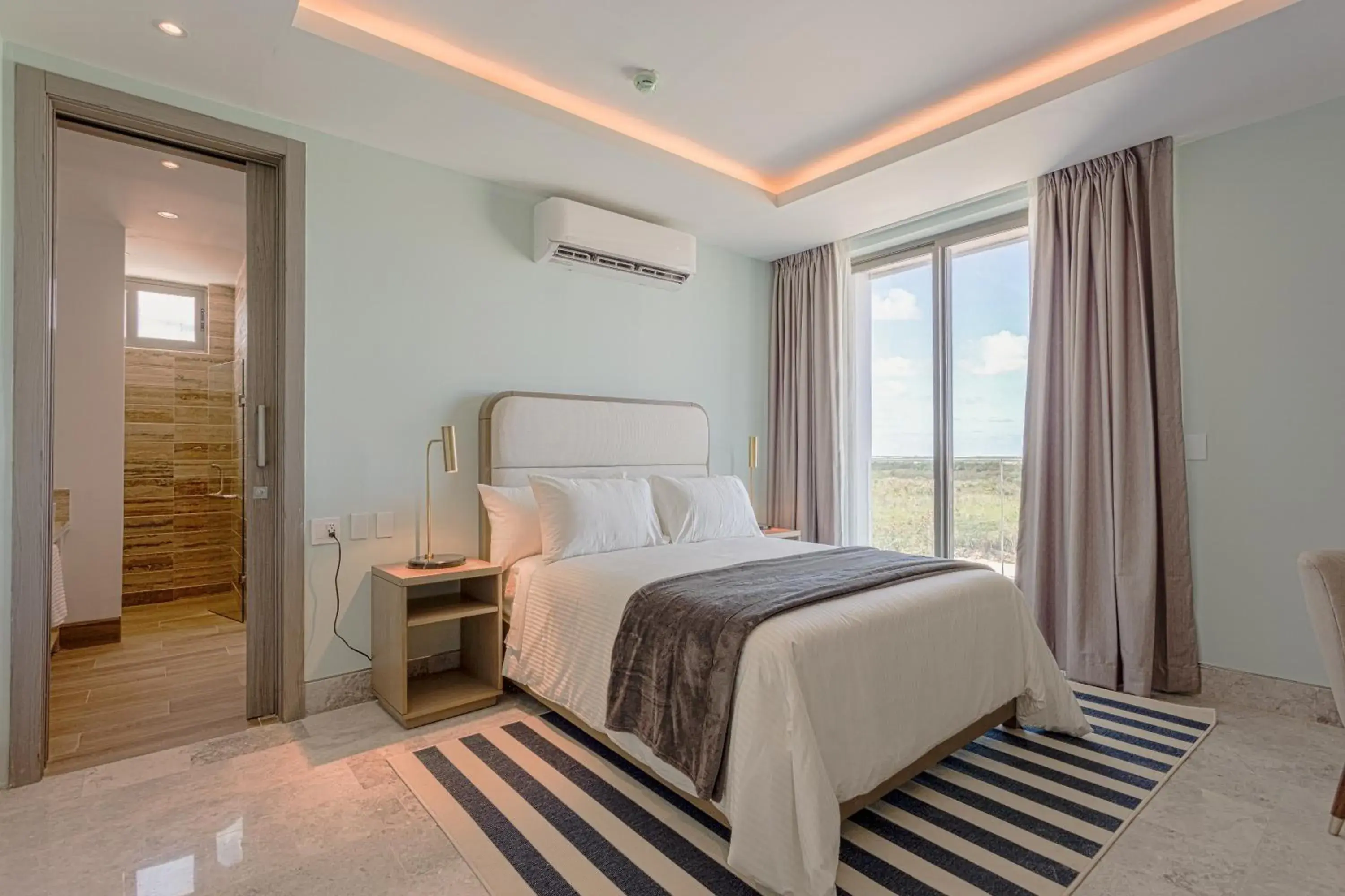 Studio with Garden View in ll Lago at Juanillo Beach Studio with Garden View in ll Lago at Juanillo Beach