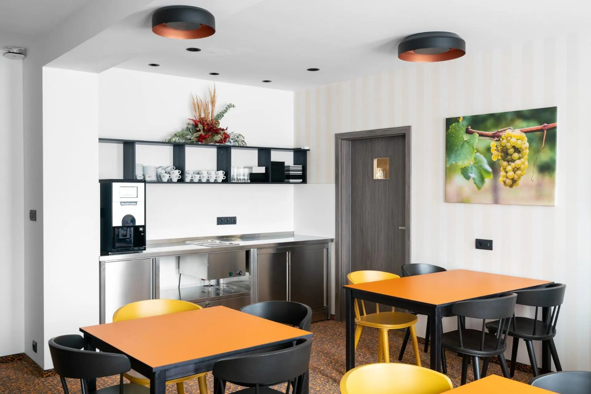 Dining area in Hotel Diana