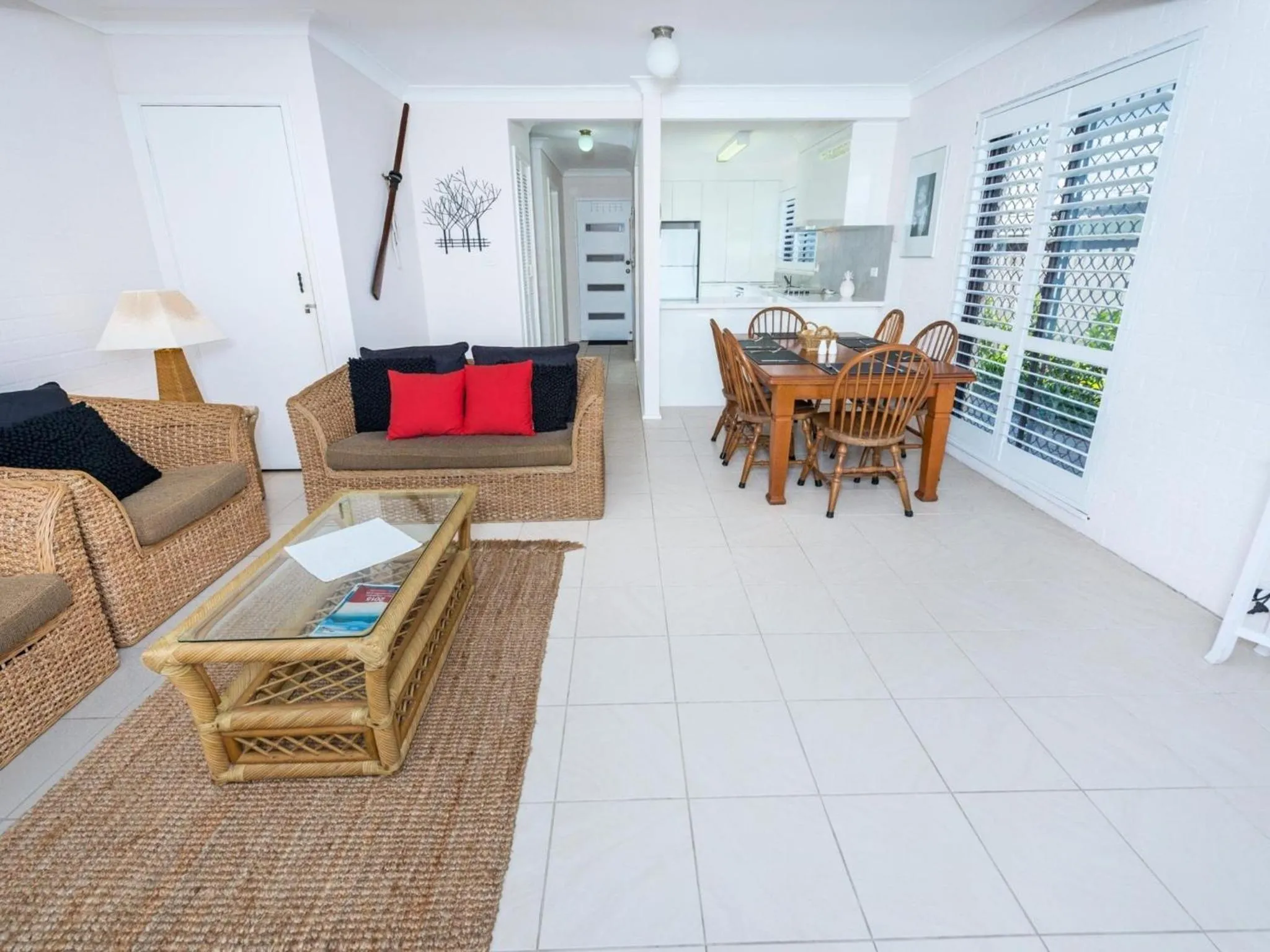 1 19 Norburn Avenue - Pet friendly property only 290 metres from Little beach waterfront.