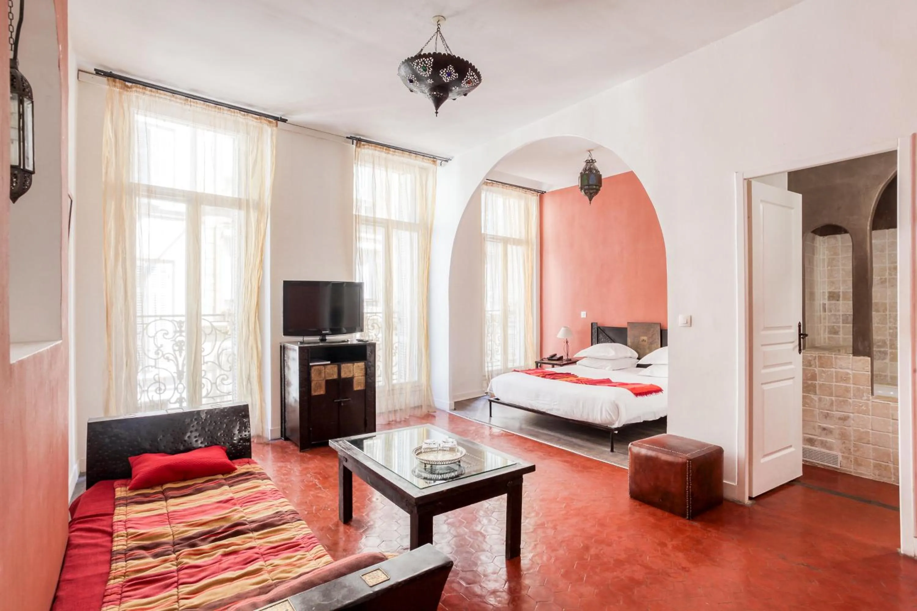 Photo of the whole room, Bed in Le Ryad Boutique Hôtel