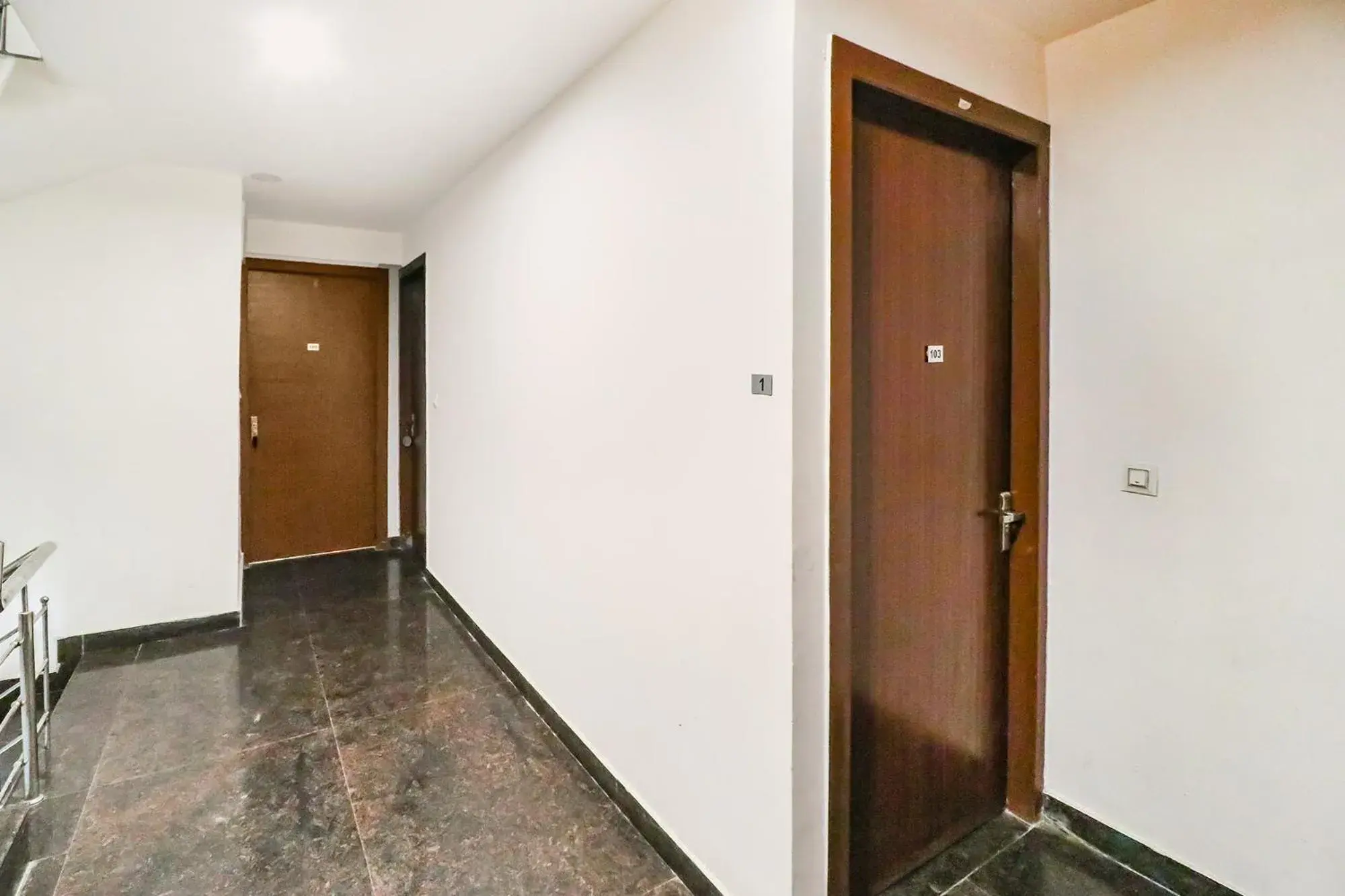 Lobby or reception in FabHotel Lime Tree - Nr Yashobhoomi Convention Centre Lobby or reception in FabHotel Lime Tree - Nr Yashobhoomi Convention Centre