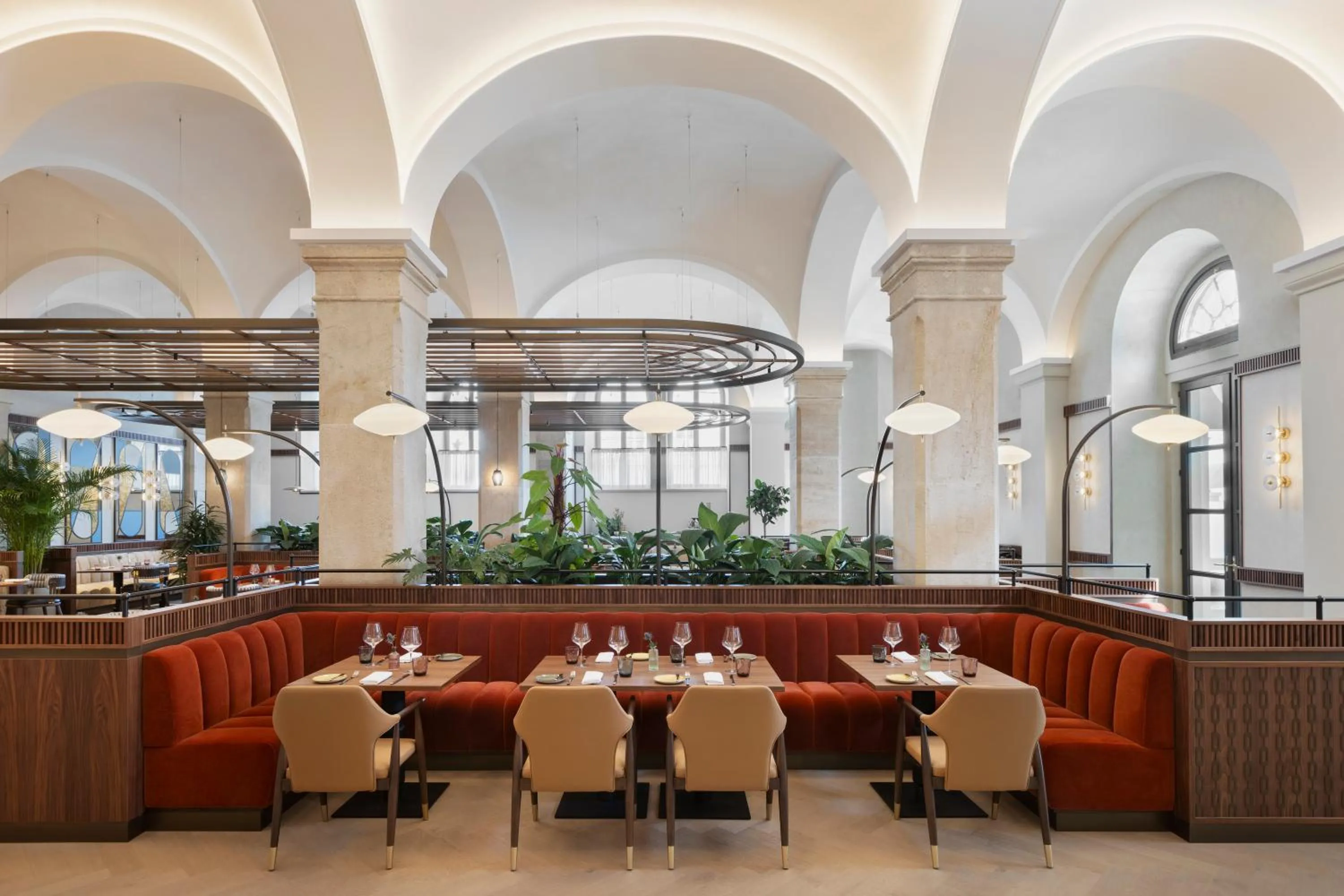 Breakfast in Imperial Riding School, Autograph Collection