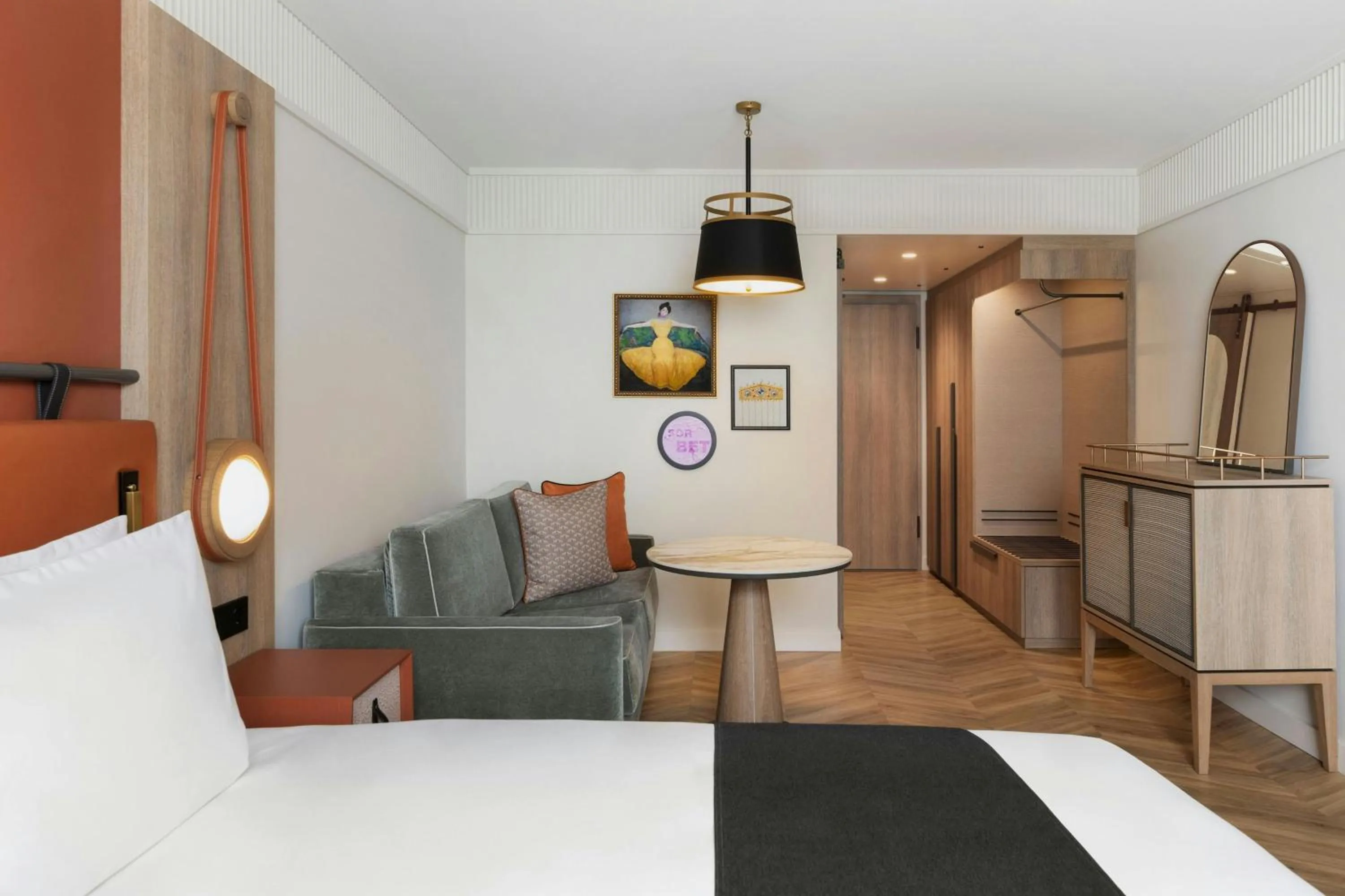 Photo of the whole room, Bed in Imperial Riding School, Autograph Collection