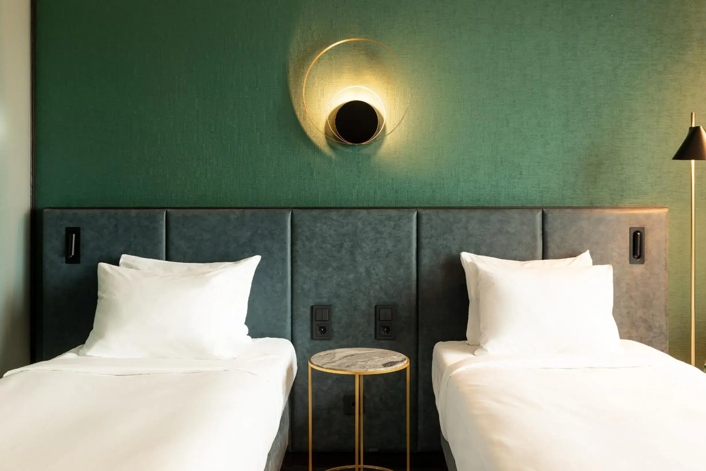Bedroom, Bed in The Den, 's-Hertogenbosch, a Tribute Portfolio Hotel Bedroom, Bed in The Den, 's-Hertogenbosch, a Tribute Portfolio Hotel