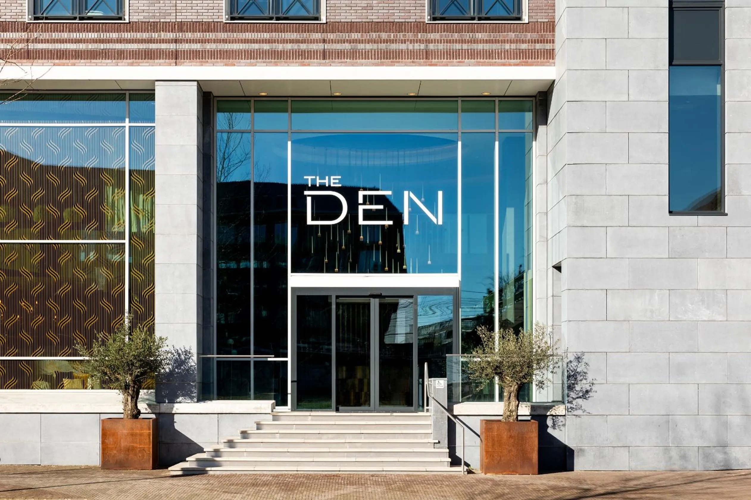 Facade/entrance in The Den, 's-Hertogenbosch, a Tribute Portfolio Hotel