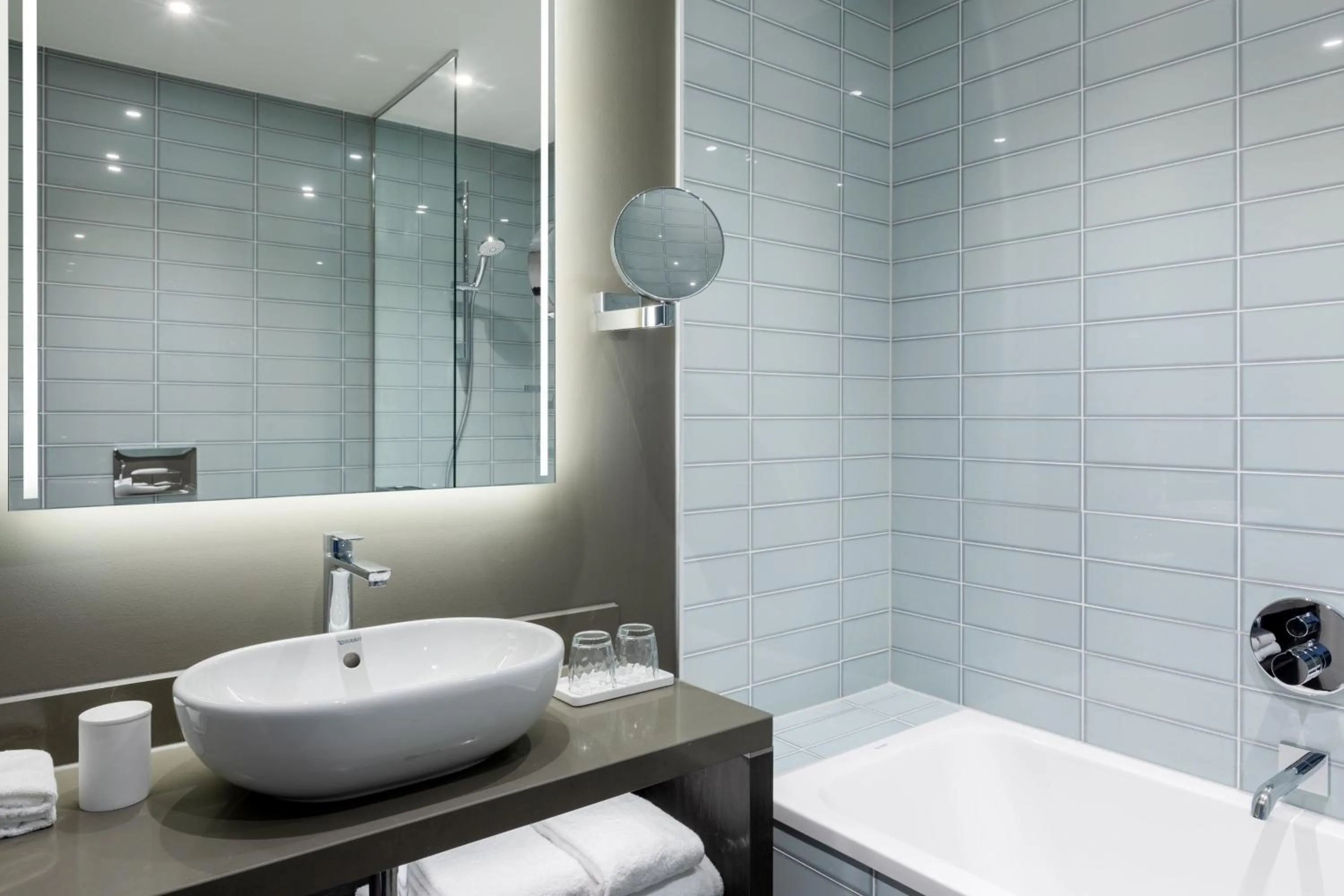 Bathroom in The Den, 's-Hertogenbosch, a Tribute Portfolio Hotel