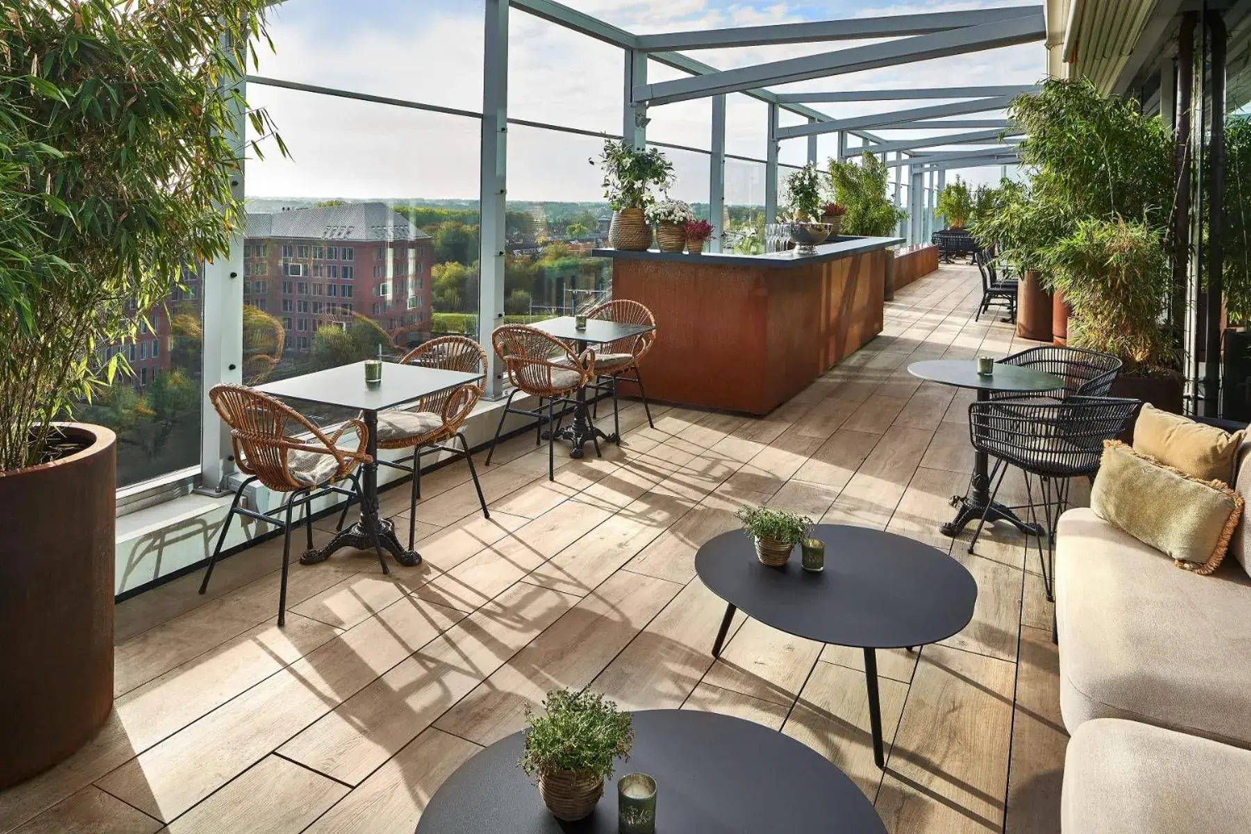 Restaurant/places to eat in The Den, 's-Hertogenbosch, a Tribute Portfolio Hotel Restaurant/places to eat in The Den, 's-Hertogenbosch, a Tribute Portfolio Hotel