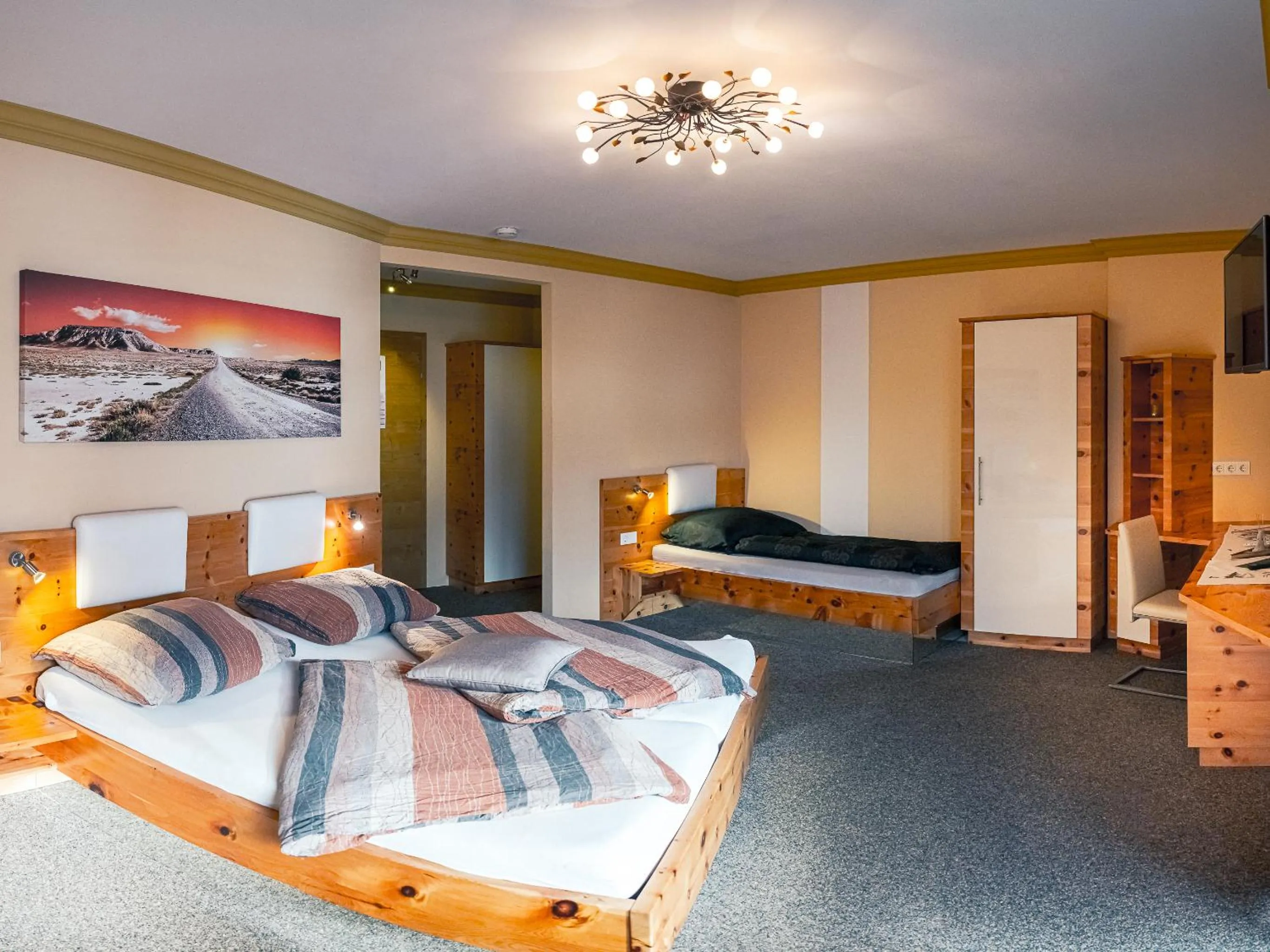 Photo of the whole room, Bed in Zirben Diamant Rooms & Dogs