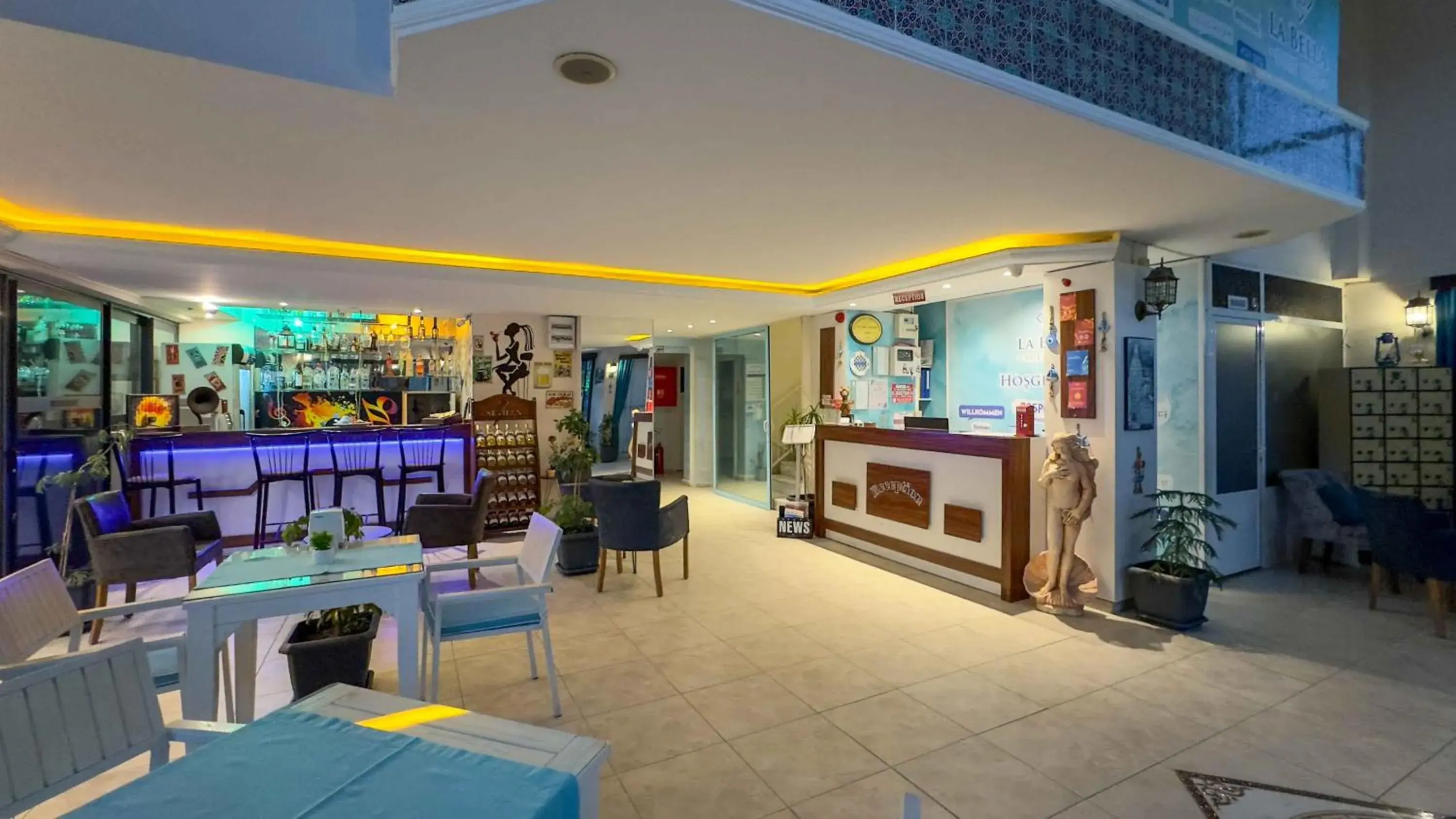 Lobby or reception in La Bella Suit Otel Lobby or reception in La Bella Suit Otel