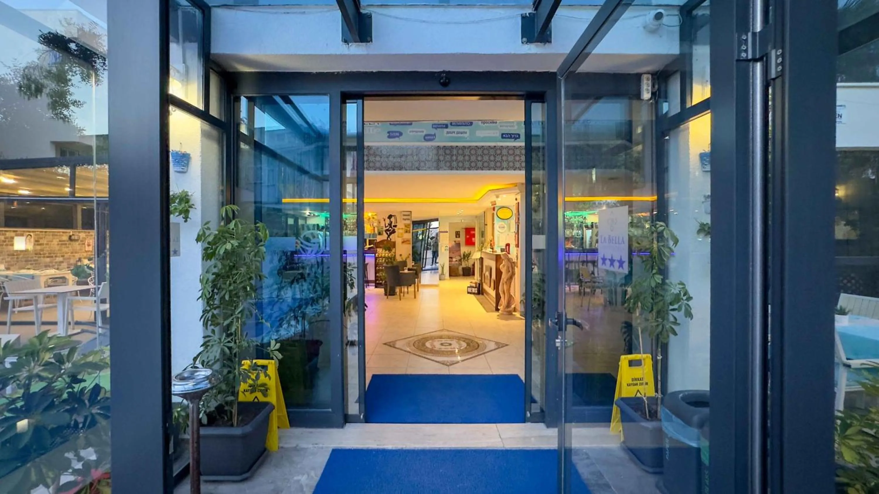 Facade/entrance in La Bella Suit Otel