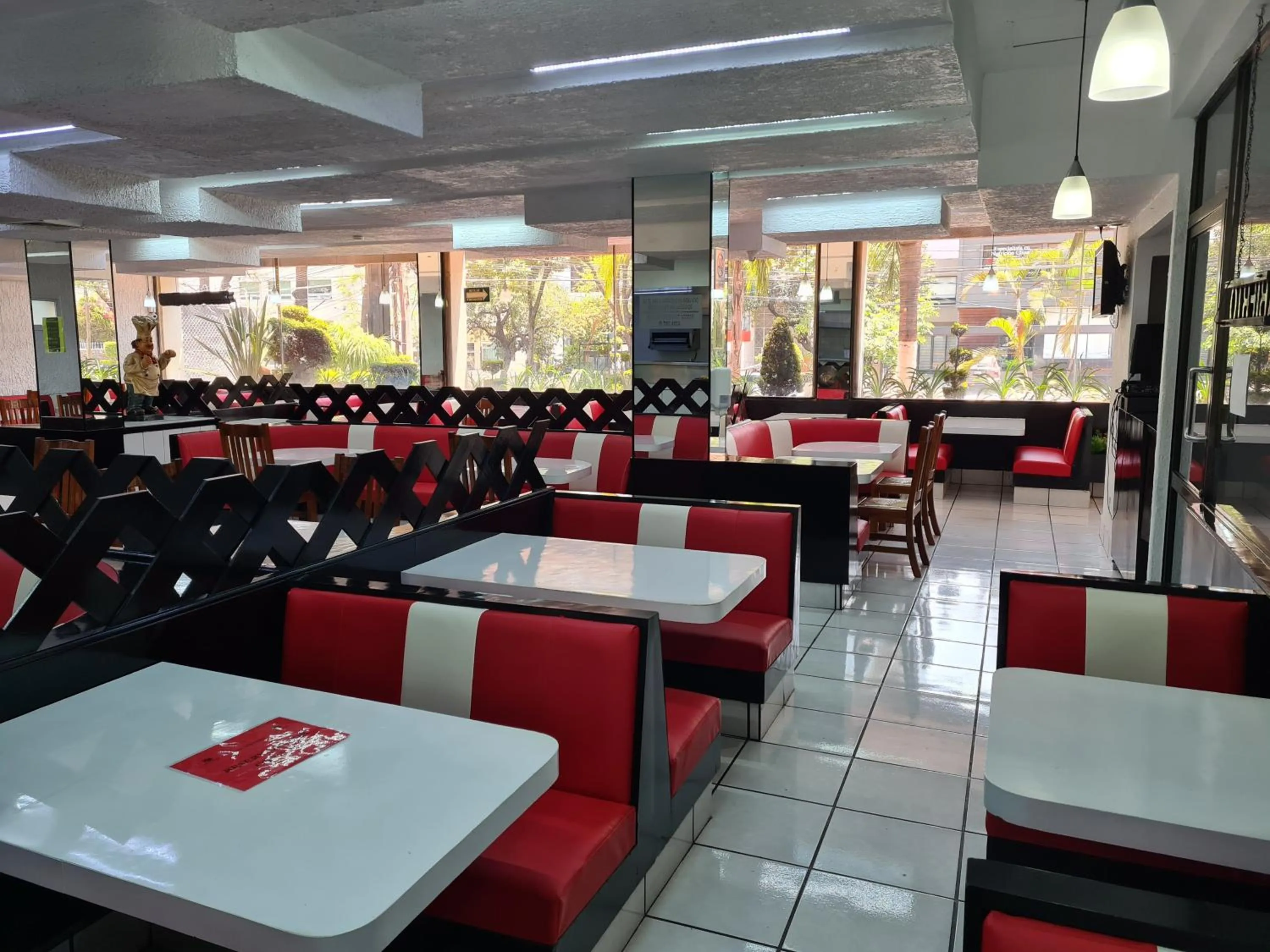 Restaurant/places to eat in Hotel Las Pergolas