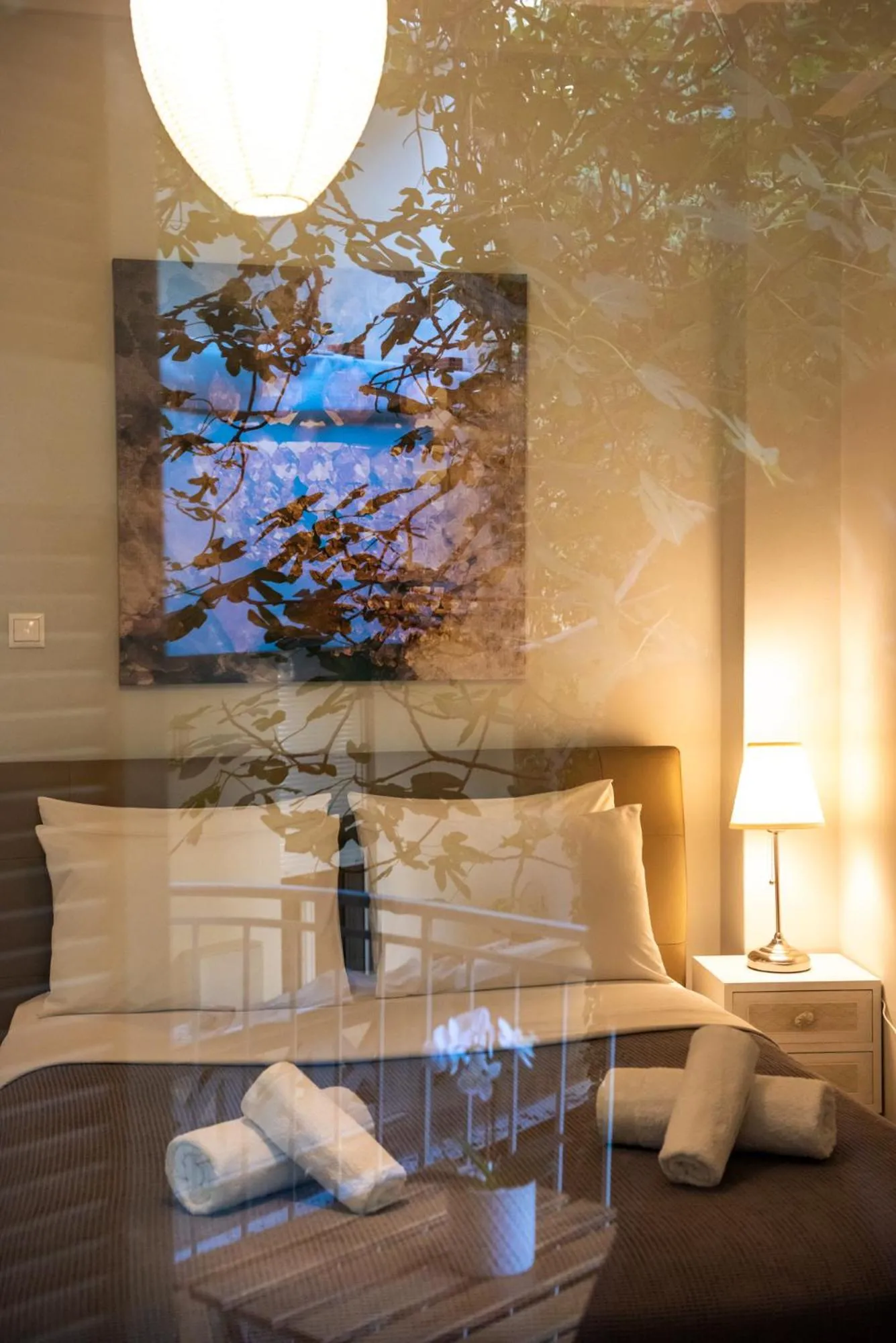 Bedroom, Bed in Blue Ark Acropolis Light
