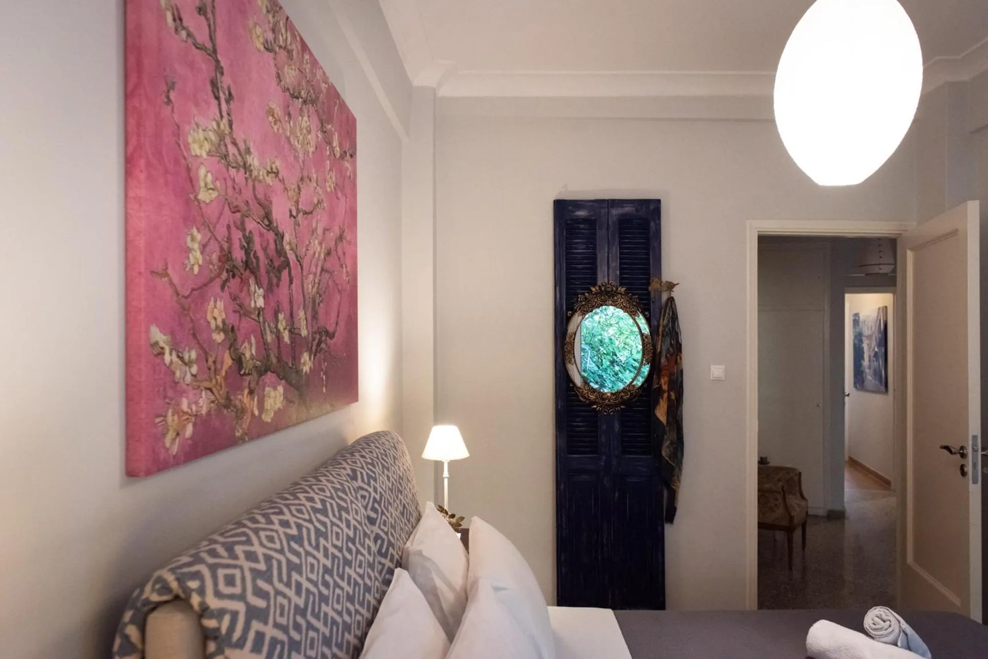 Bedroom, Bed in Blue Ark Acropolis Light
