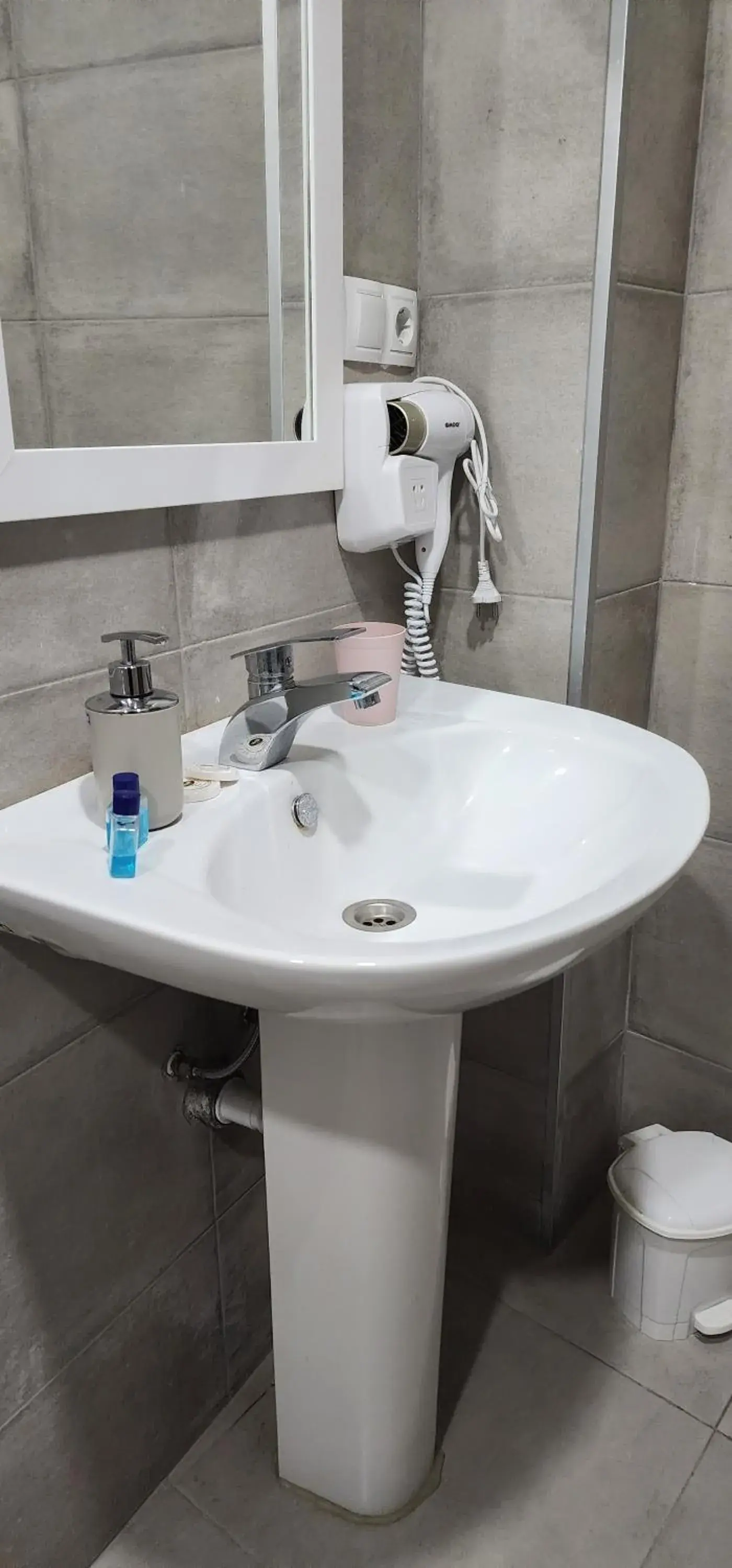 Comfort Triple Room in HOTELDS Comfort Triple Room in HOTELDS