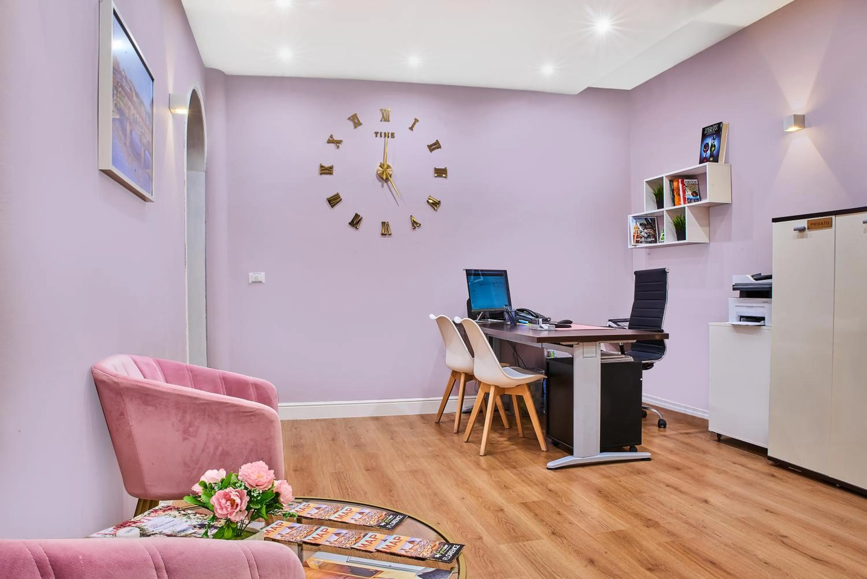 Lobby or reception in Firenze Rooms Cathedral B&B