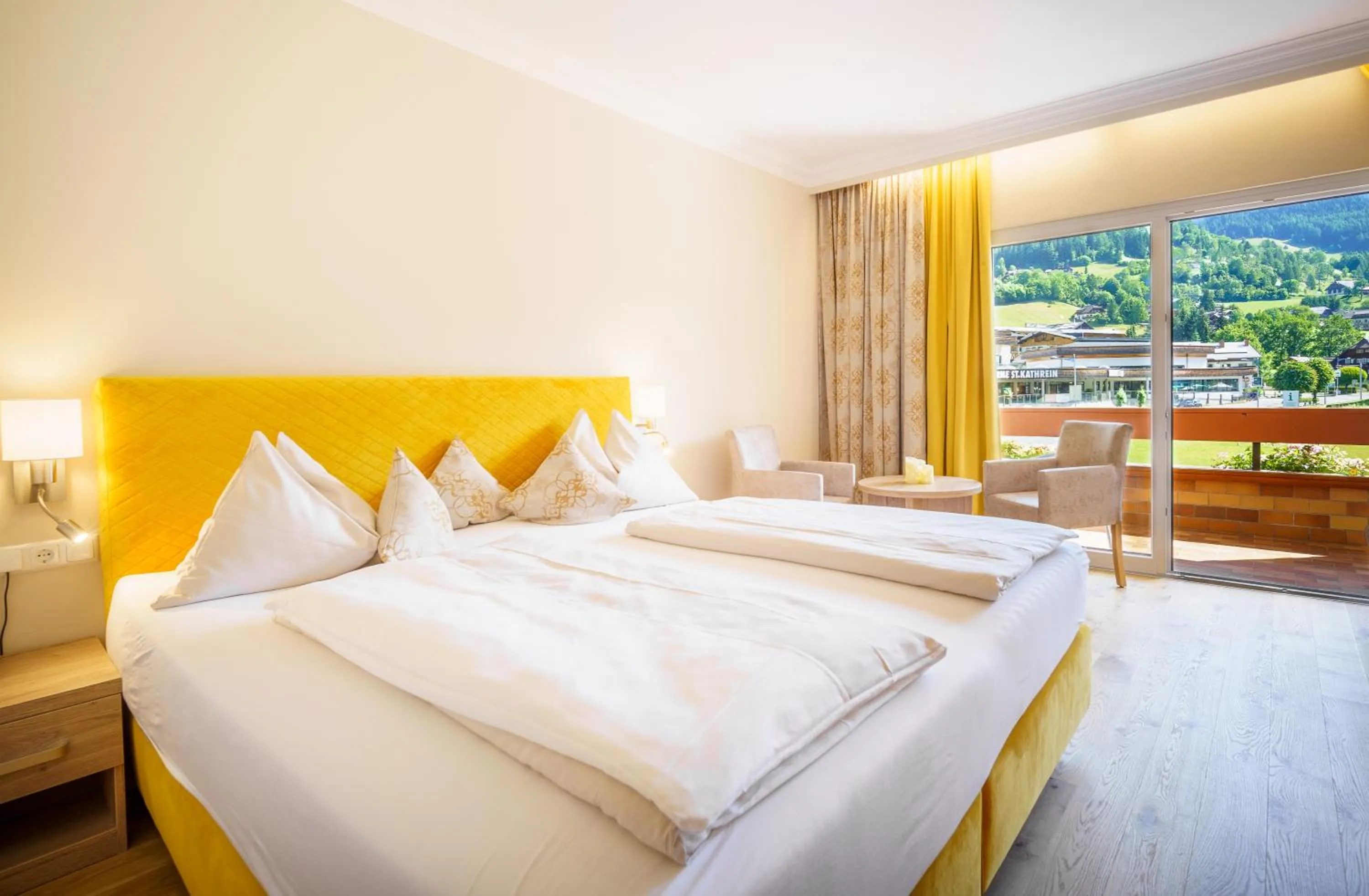 Photo of the whole room, Bed in Kolmhof