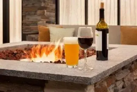 Restaurant/places to eat in Staybridge Suites - Auburn - University Area, an IHG Hotel Restaurant/places to eat in Staybridge Suites - Auburn - University Area, an IHG Hotel