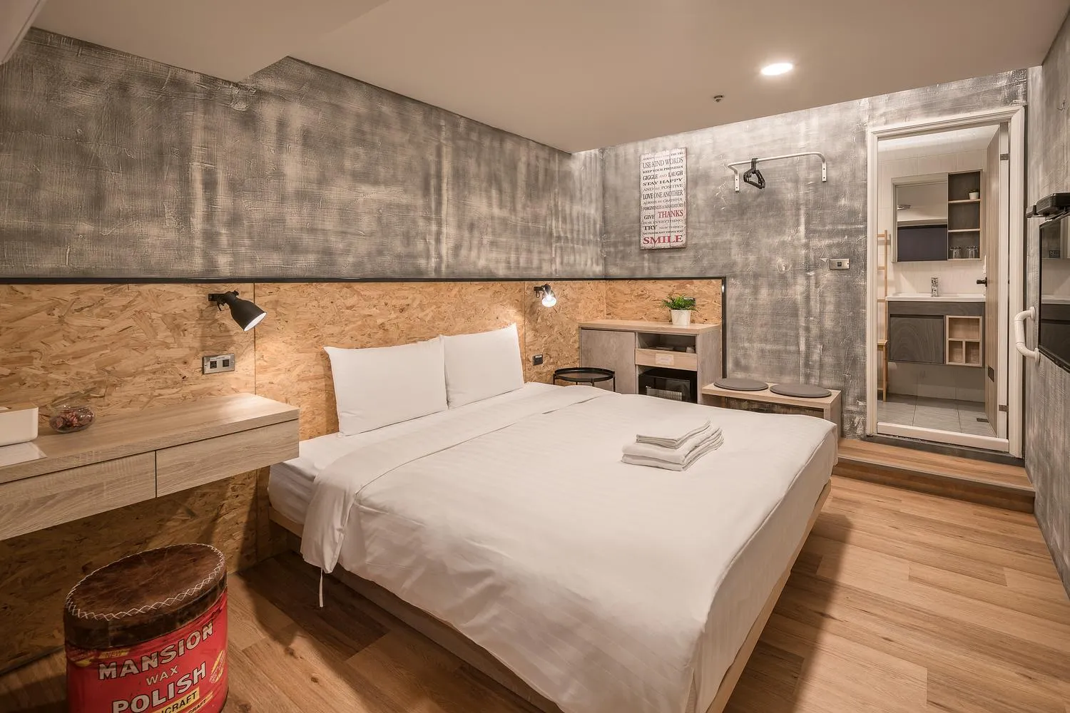 Photo of the whole room, Bed in Tainanwow