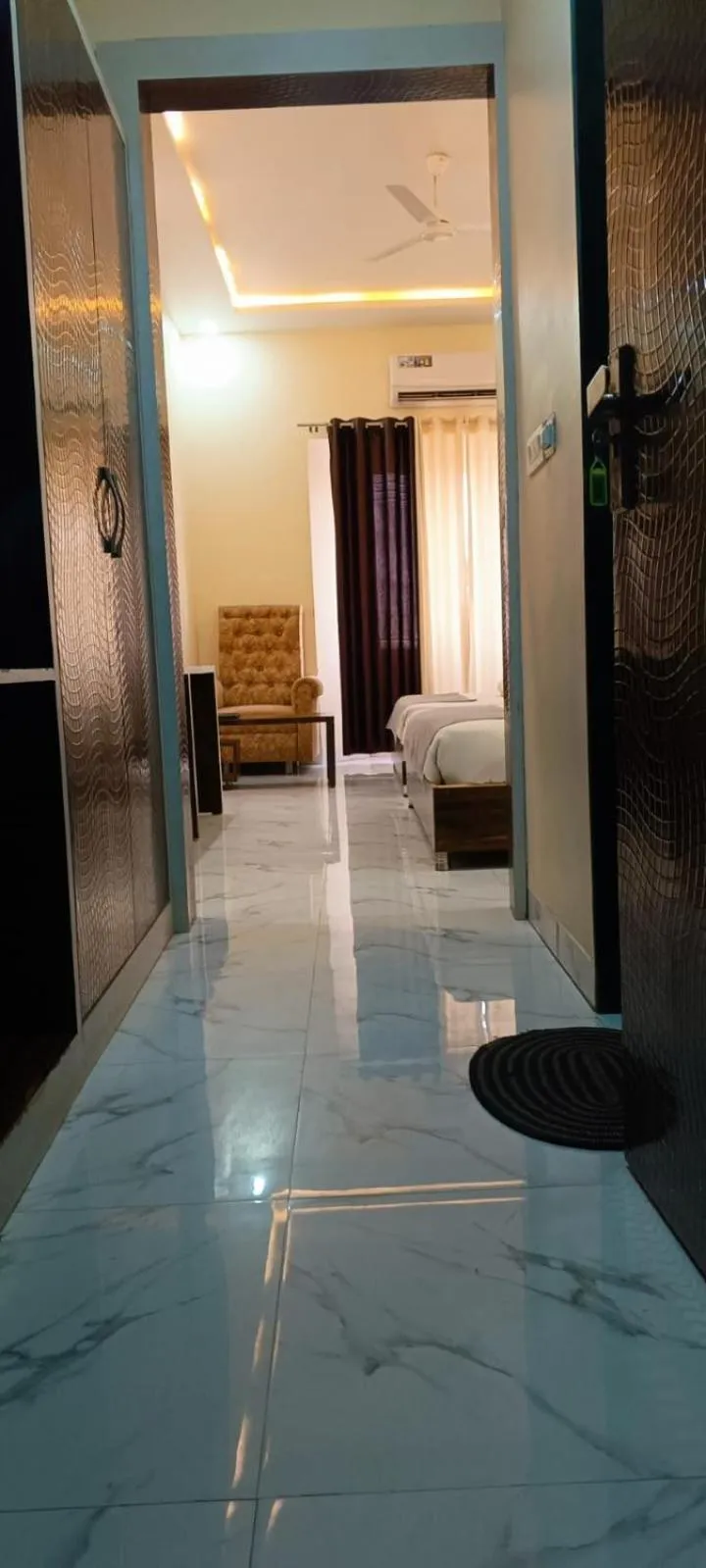 Bed in The Grand Jabalpur