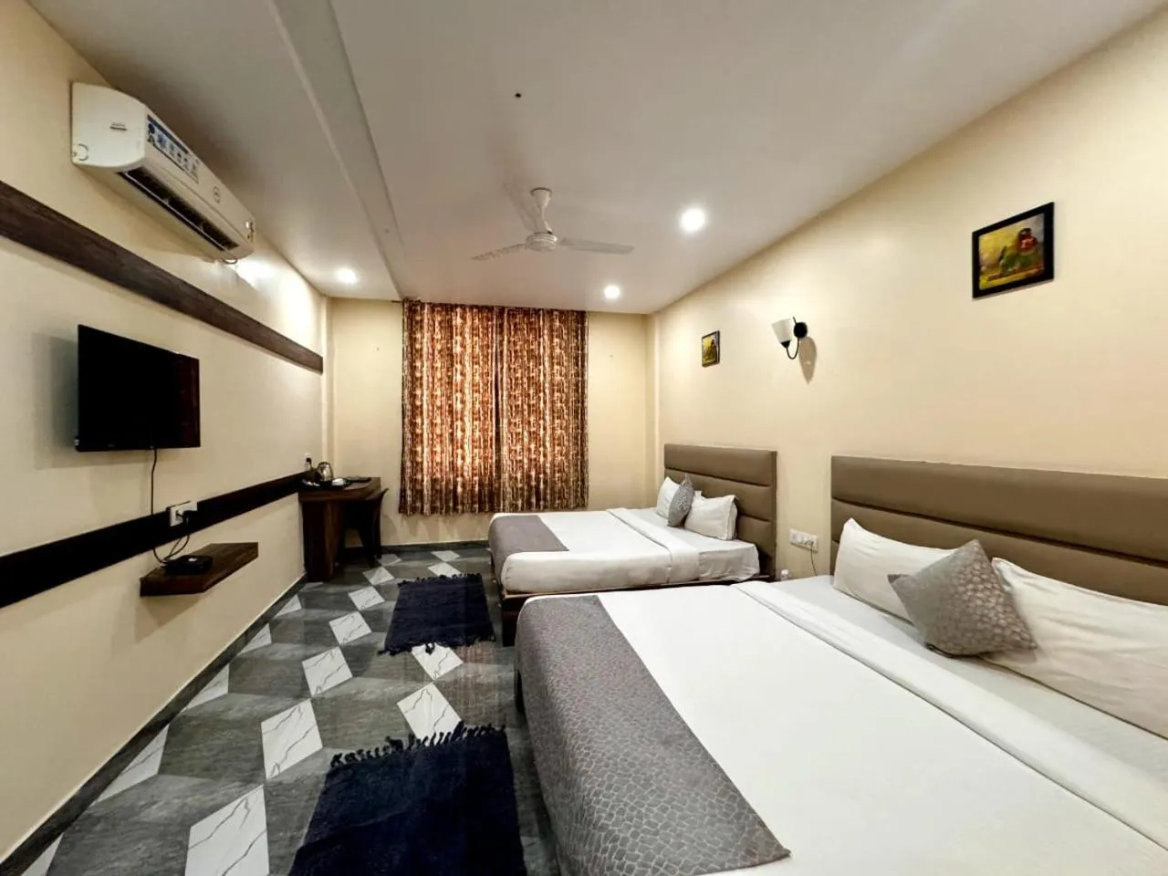 Bed in The Grand Jabalpur